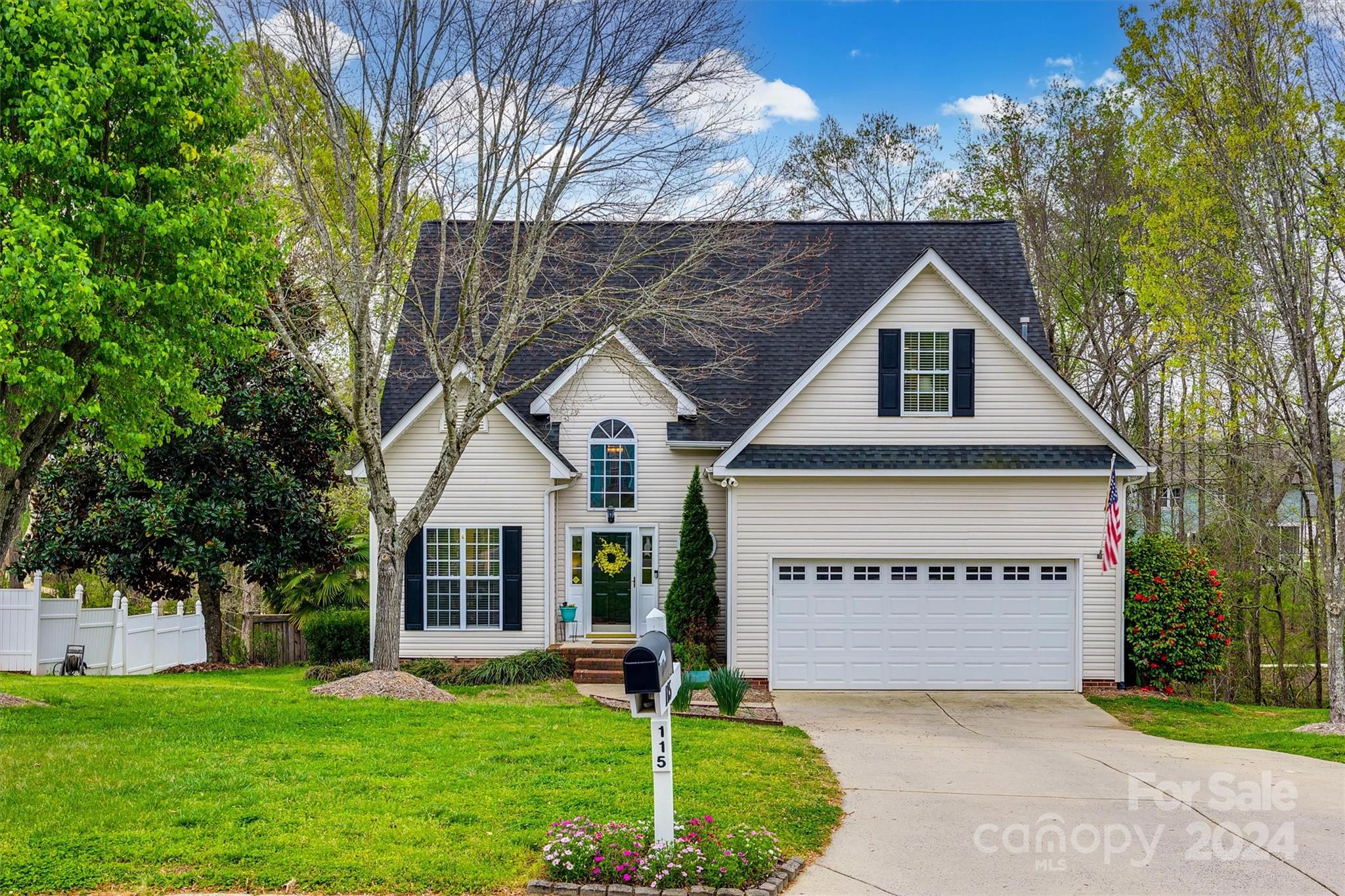 Home sweet home in Whitegrove! Step inside to a two-story great room opening up to an updated gourmet kitchen - gas cooktop, stainless steel appliances, farmhouse sink, upgraded hardware and cabinetry and breakfast bar seating area. Outside the backyard is fenced for privacy and a screened in porch overlooks the in-ground pool and a large deck. Main-level primary suite with a generous walk-in closet, and an upgraded en-suite bath with a large frameless tiled shower and soaking tub. Enjoy neighborhood amenities like the playground, pond, and walking trails. Conveniently located in Fort Mill with close proximity to Indian Land, you'll enjoy access to a variety of retail and dining options and zoning for top-rated Fort Mill schools! This is the one! Schedule your showing today!