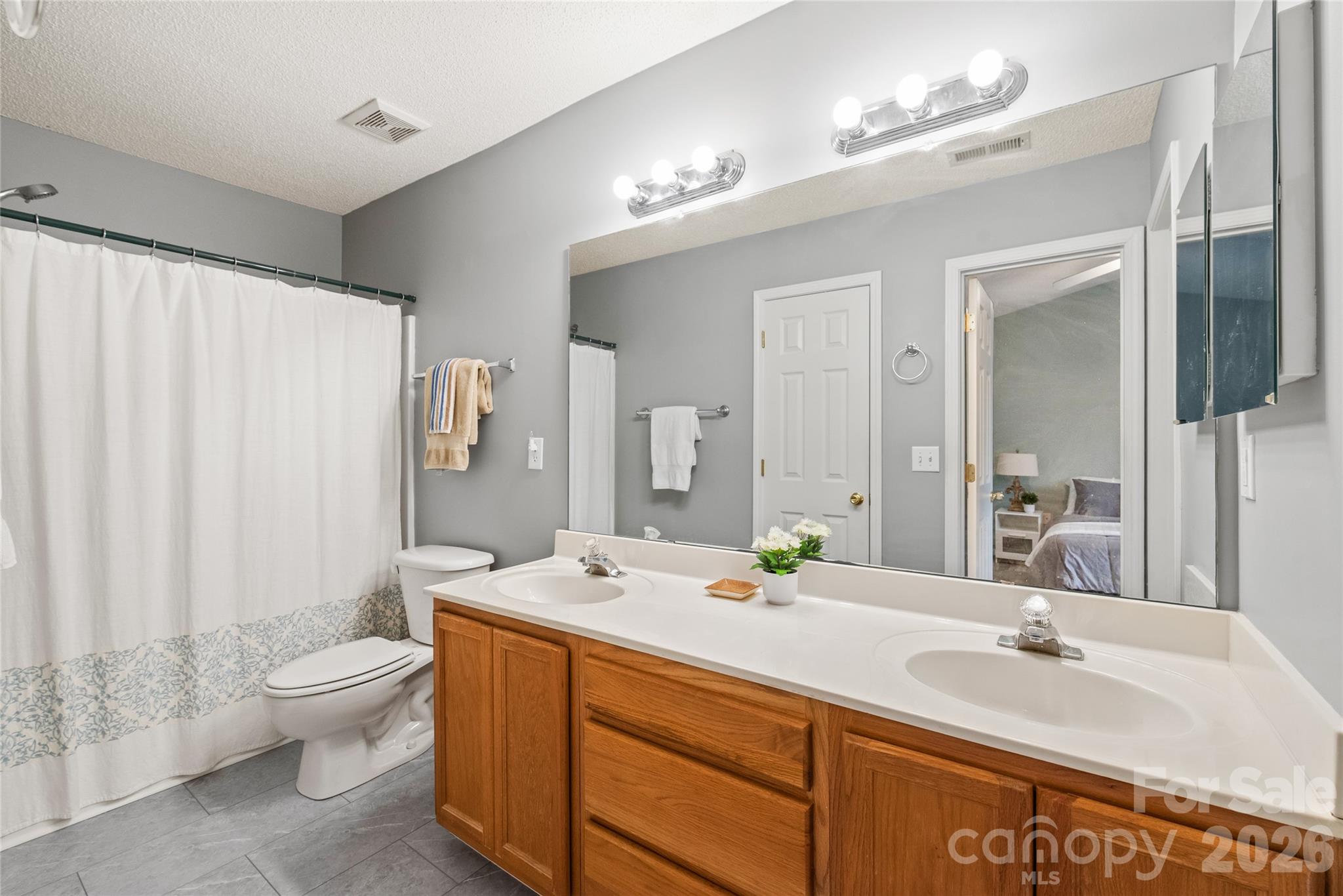 Maplecrest - Residential