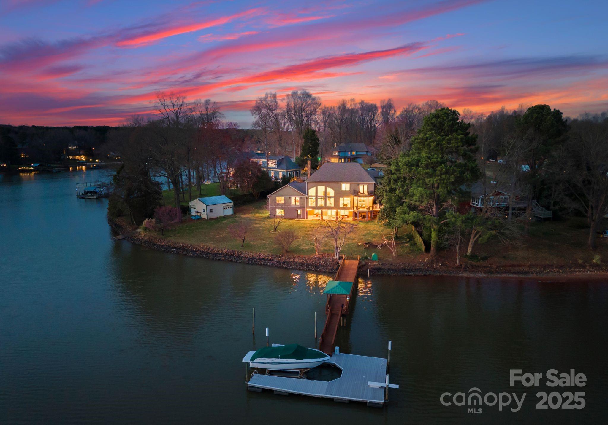 Pirates Cove - Residential