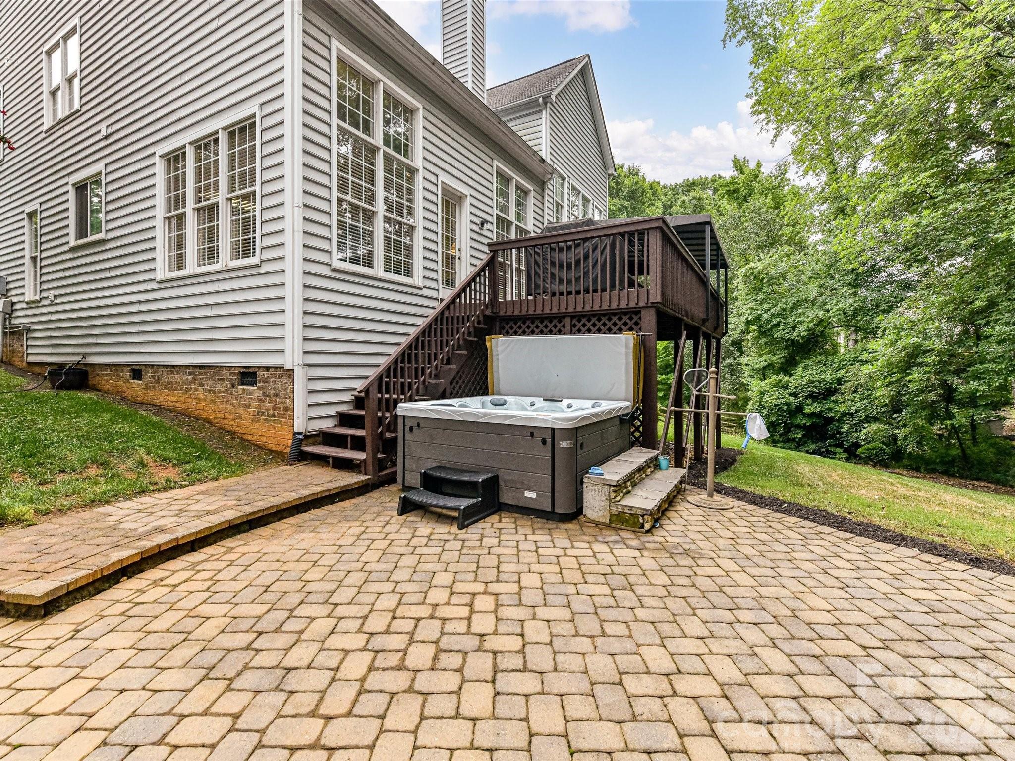 Highland Creek - Residential