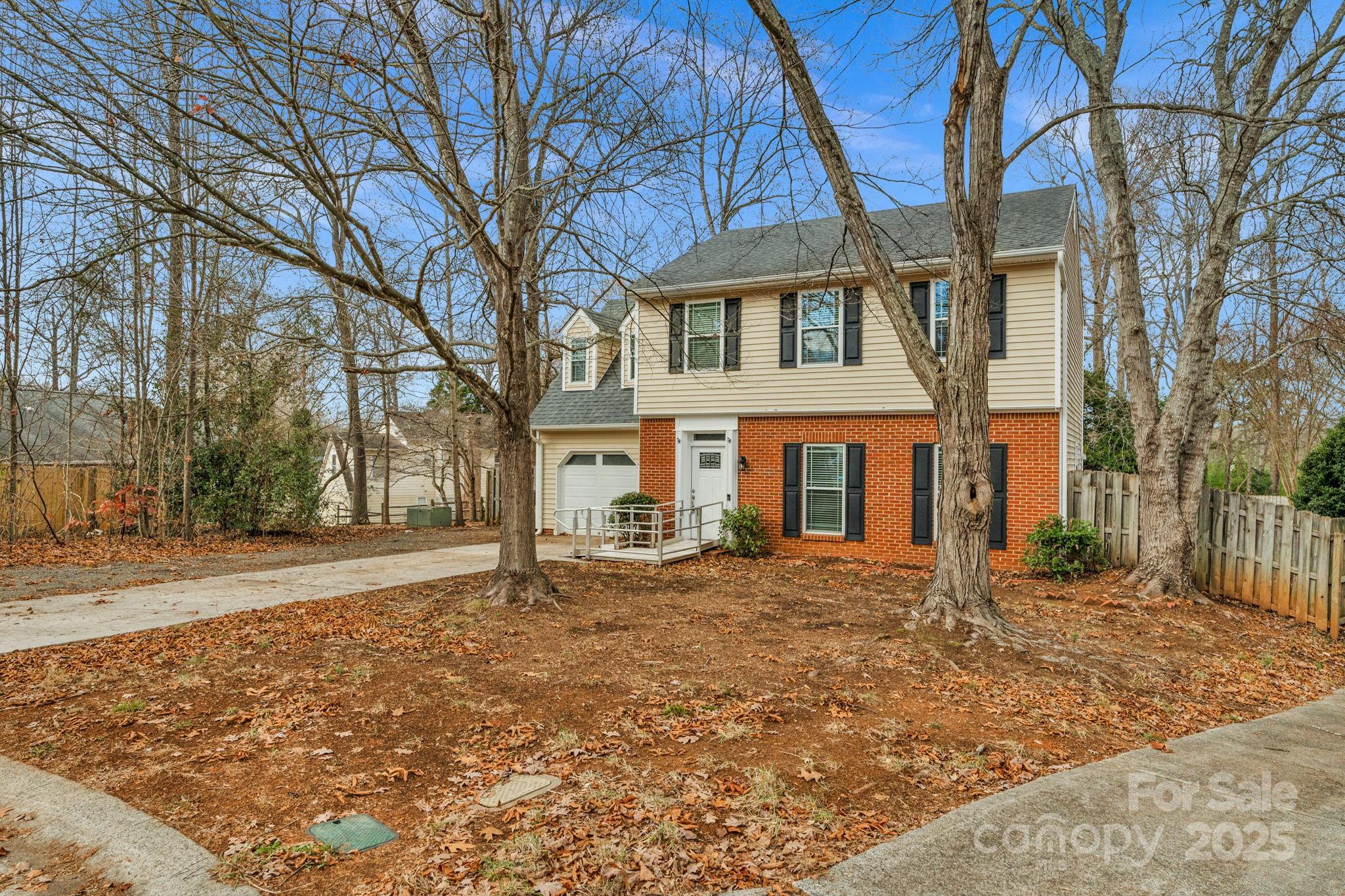 Mcalpine Woods - Residential