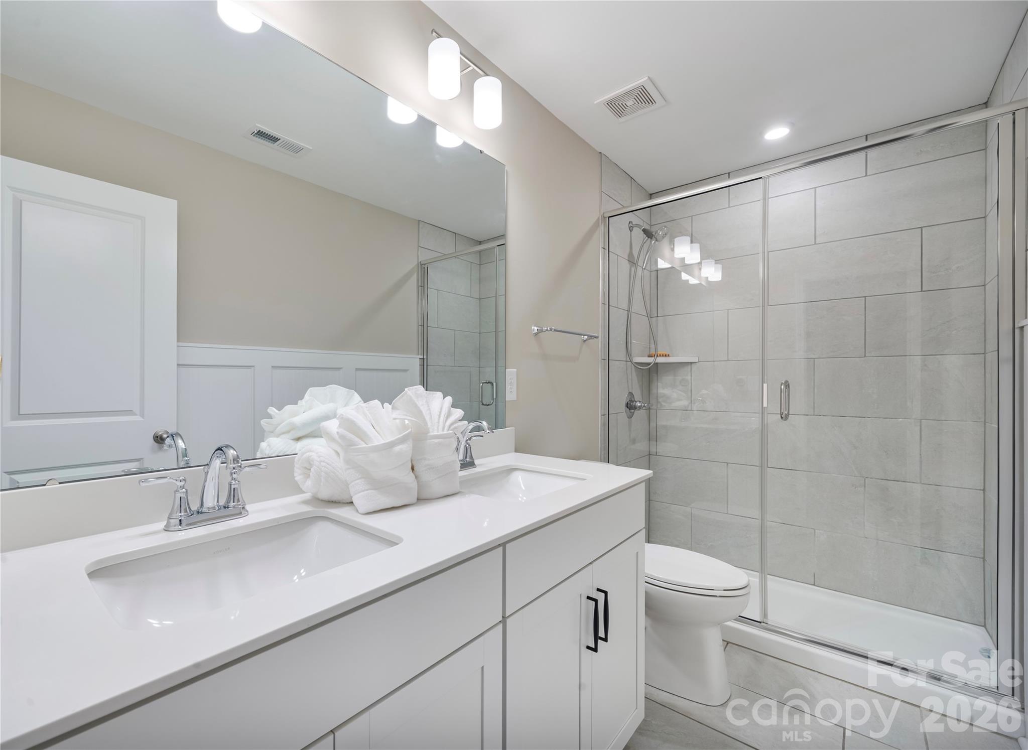 Paddlers Cove - Residential