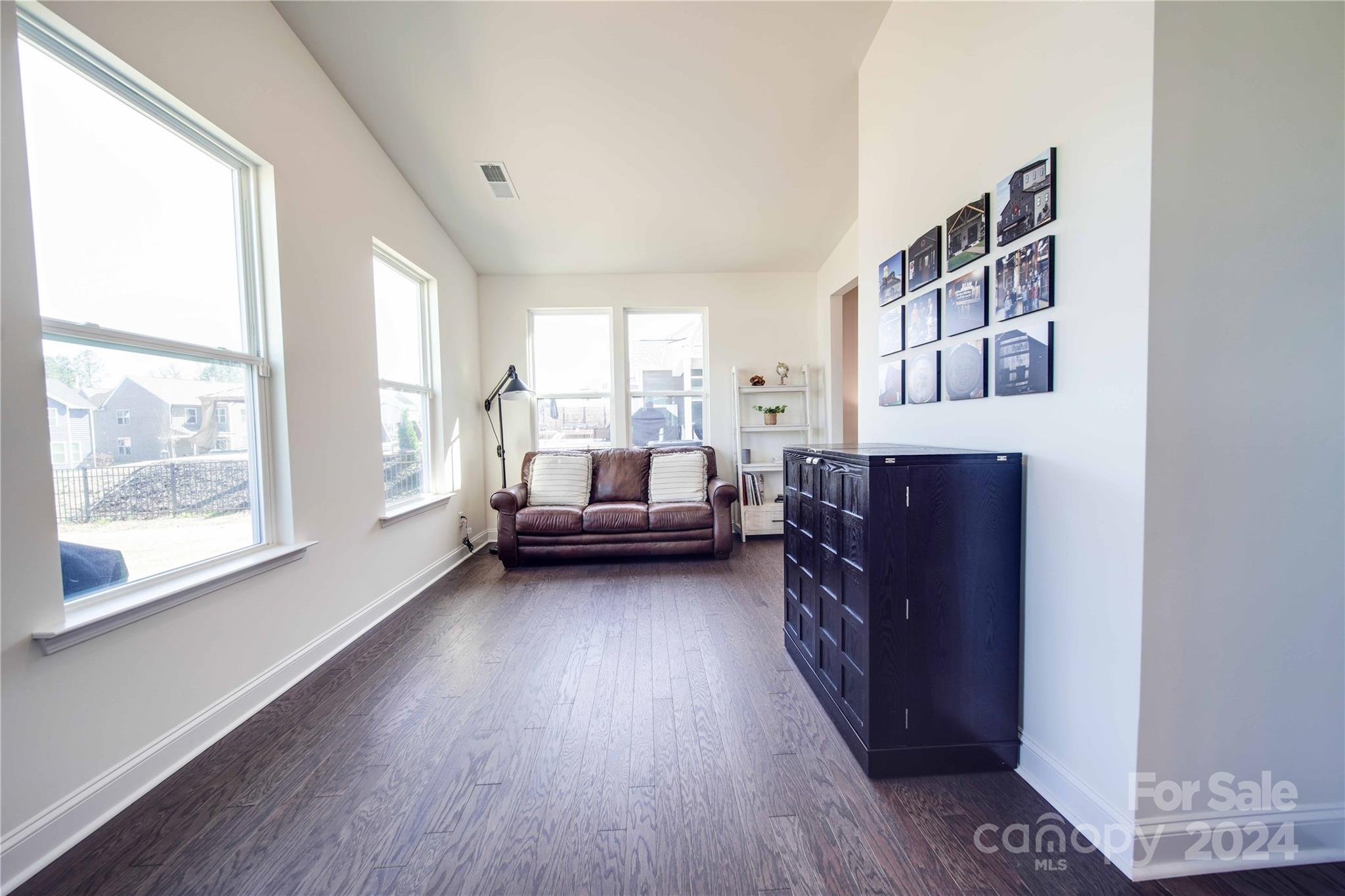 Paddlers Cove - Residential
