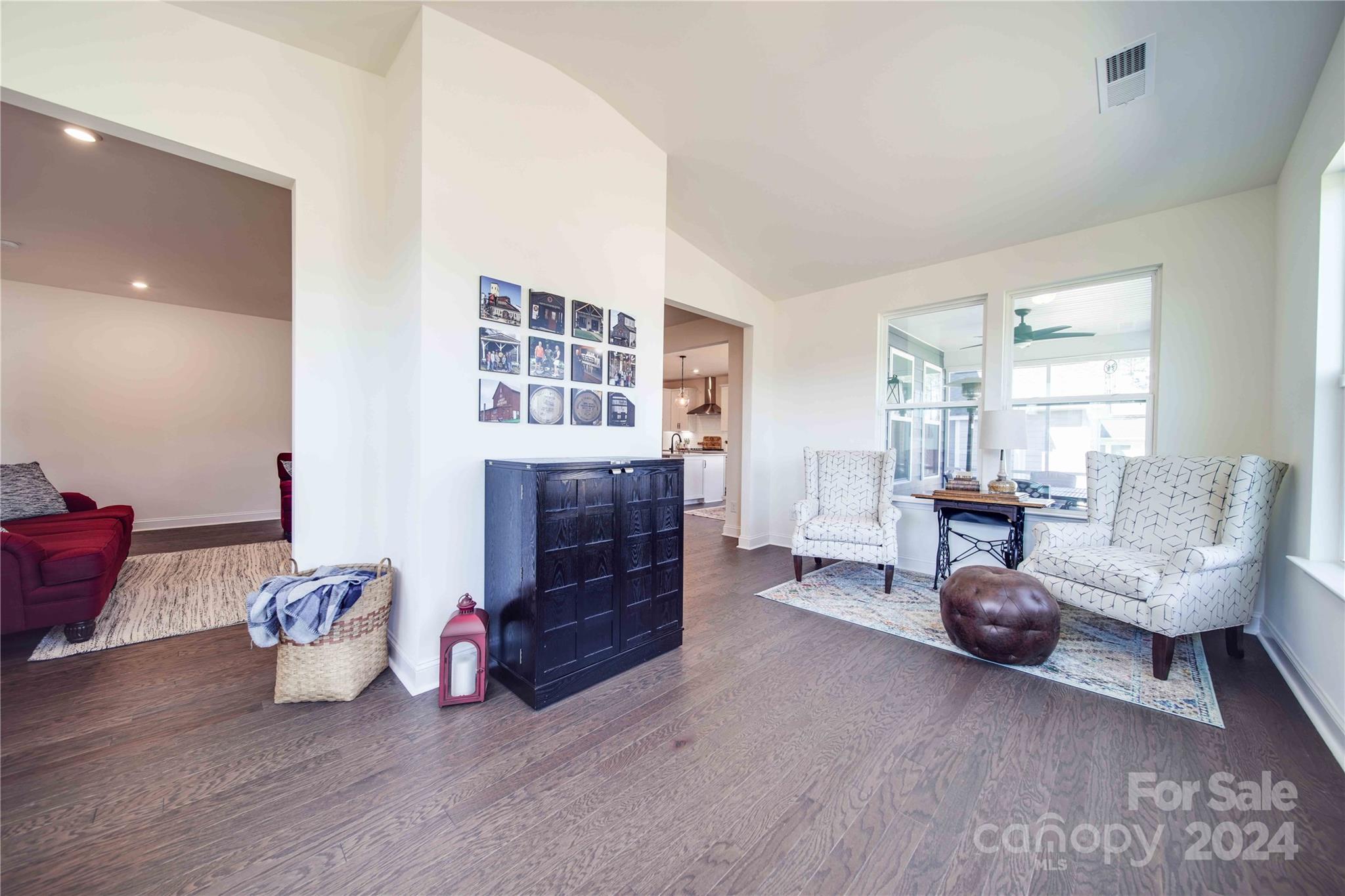 Paddlers Cove - Residential