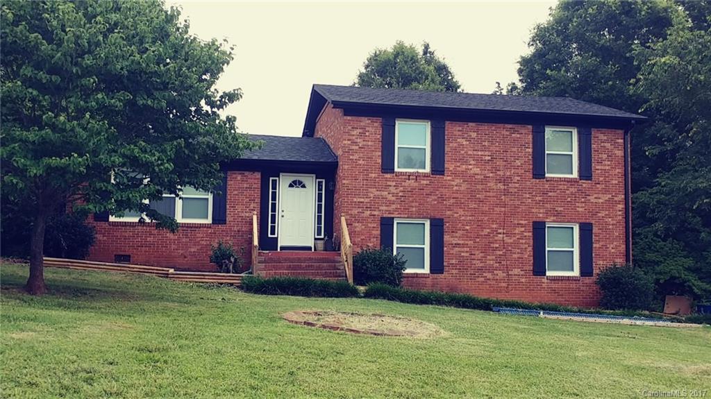Full Brick, Tri-Level home on flat lot, in established community. NO HOA! New Roof, All New Windows, Above Ground Pool, New Carpet, Fresh Paint, Hardwood Floors (recently finished) and Formal Dining Room. Fourth Bedroom, Bath, Laundry Room and Rec Room on Lower Level w/ backyard access. Envision lower level as your Master Suite! For those who enjoy privacy! Lot allows more than enough room for privacy, entertaining, and space for that garden! Inspections completed! Sellers Motivated!