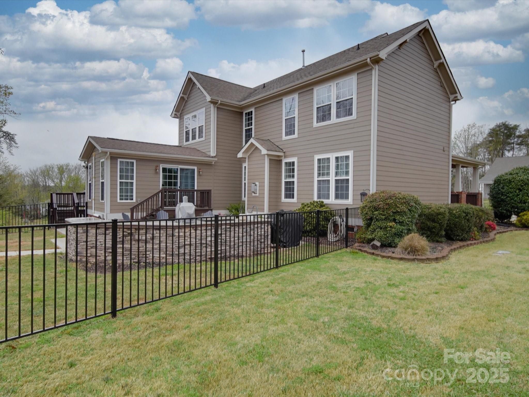 Edgewater - Residential