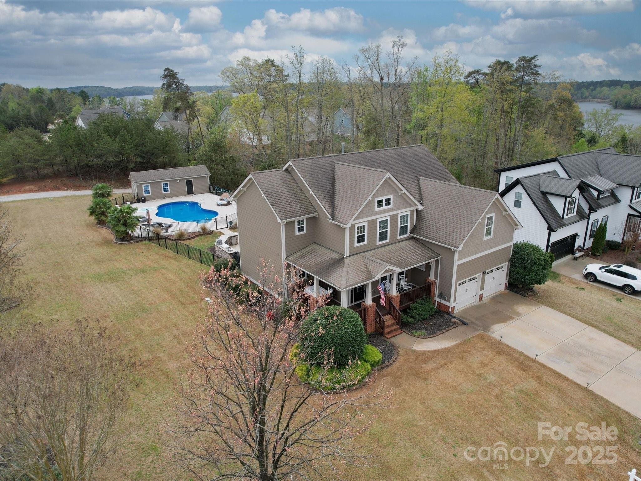 Edgewater - Residential