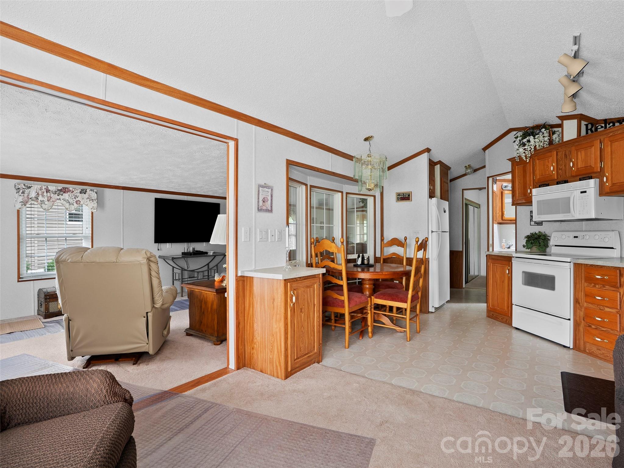 Dogwood Lakes - Residential