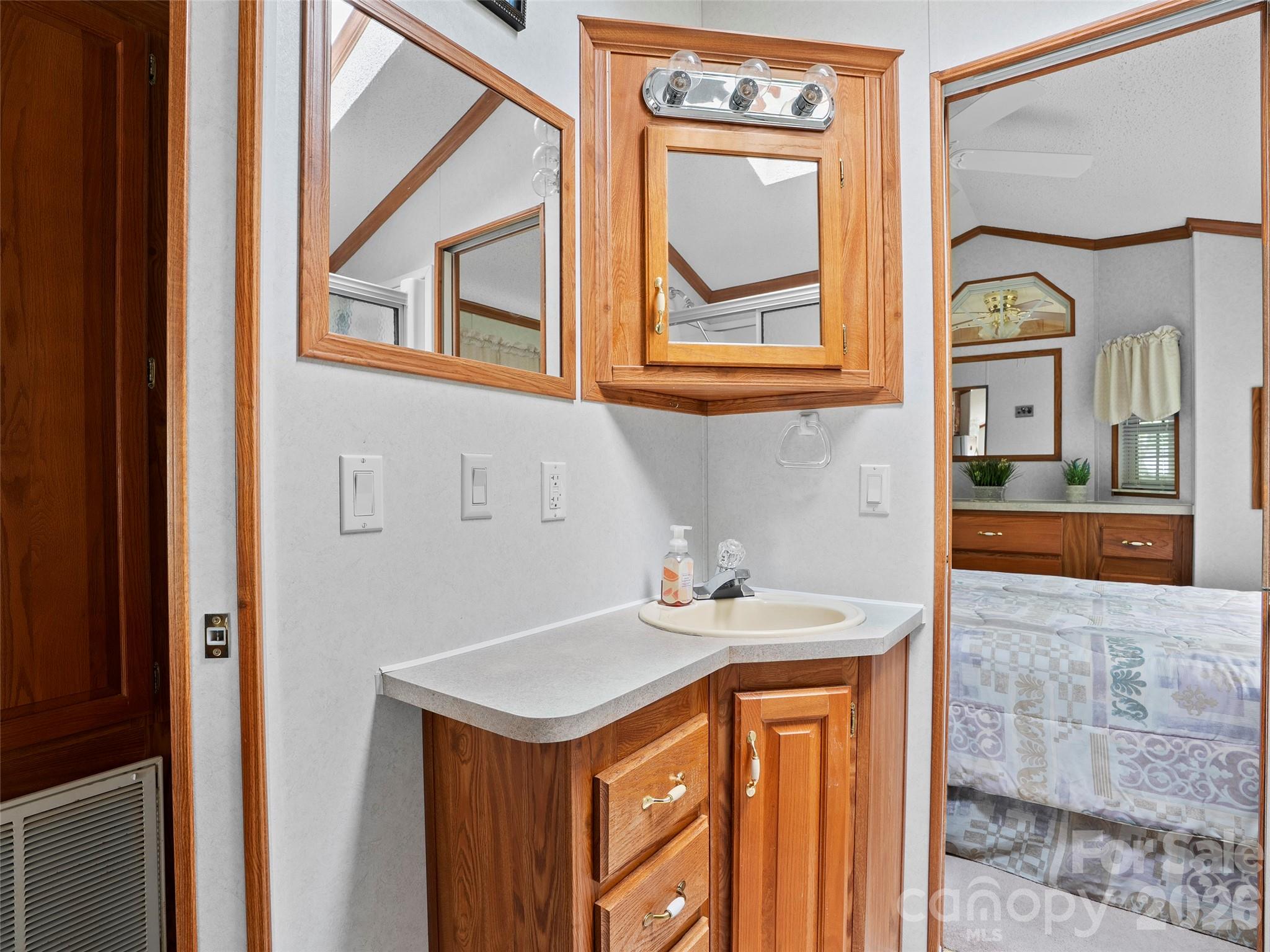 Dogwood Lakes - Residential