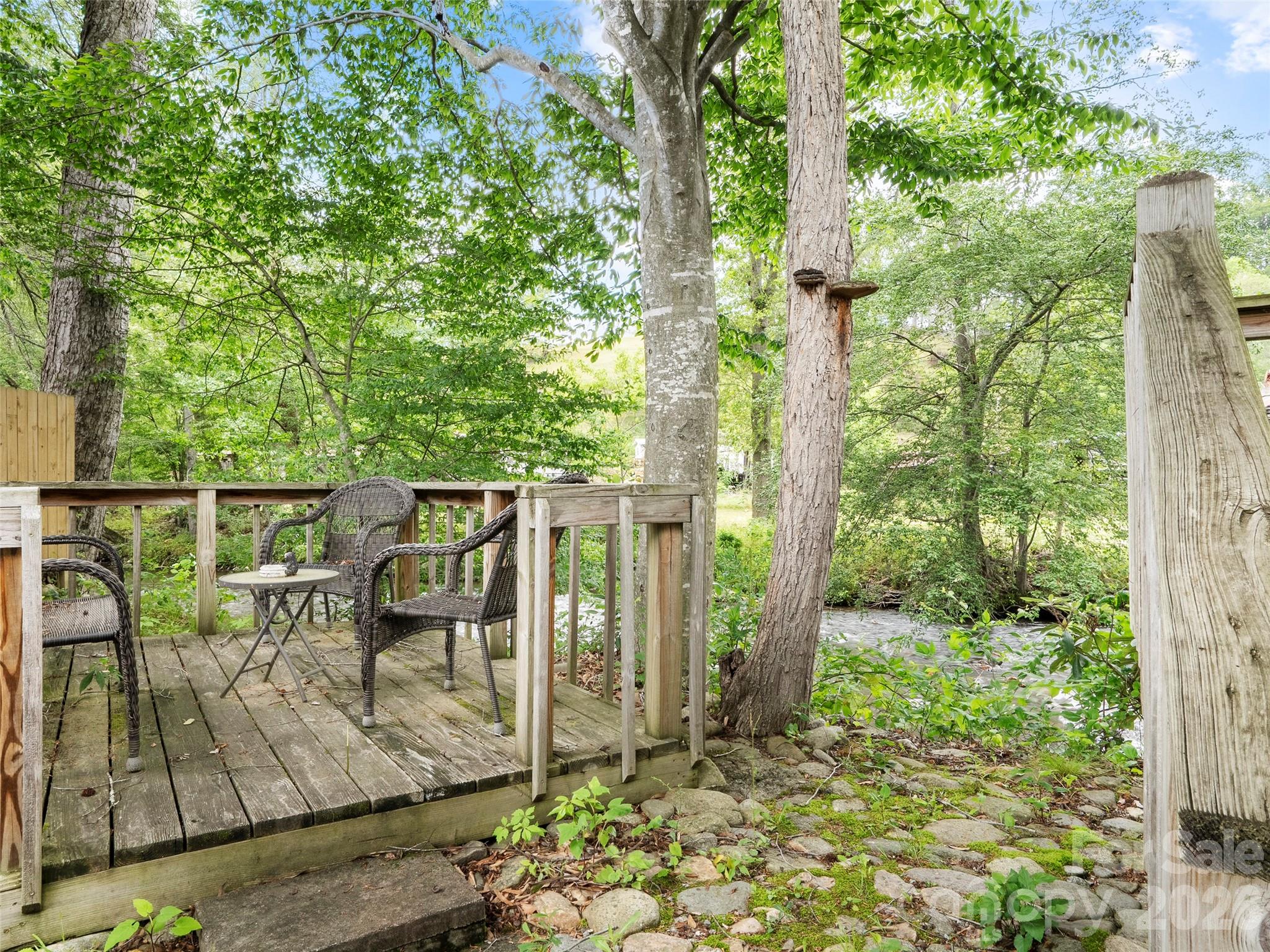 Dogwood Lakes - Residential