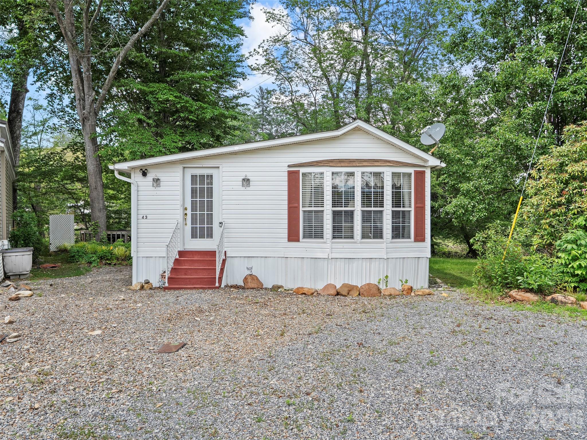 Dogwood Lakes - Residential