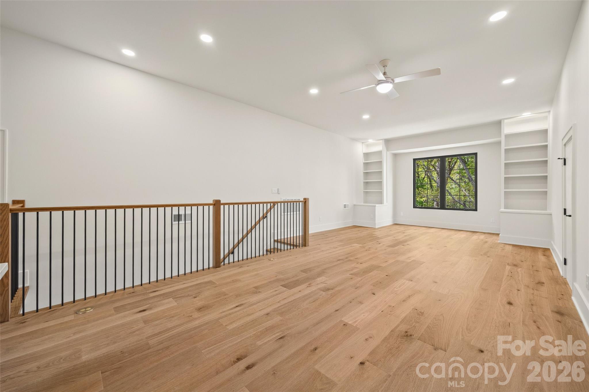 Crown Colony - Residential