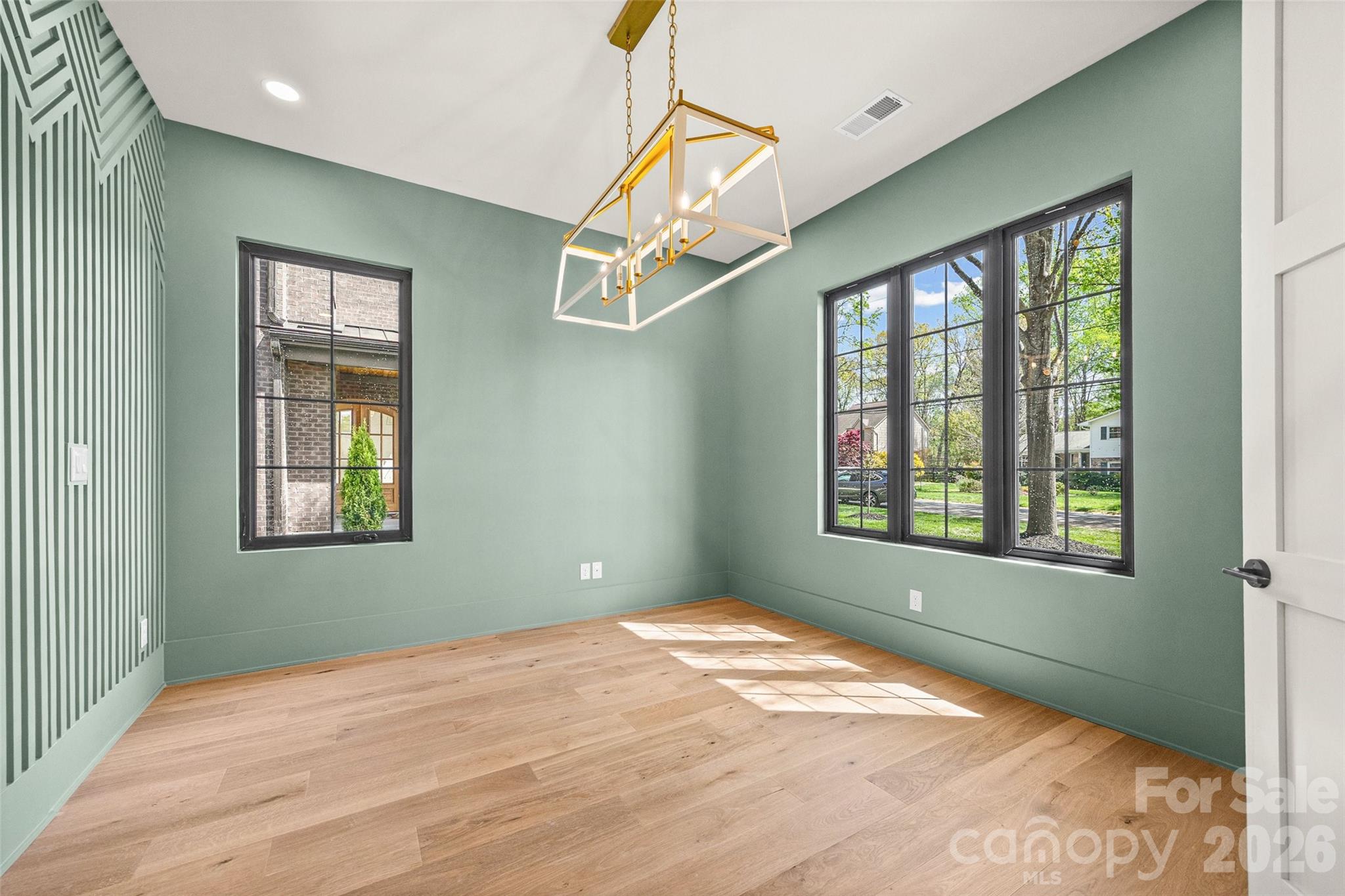 Crown Colony - Residential