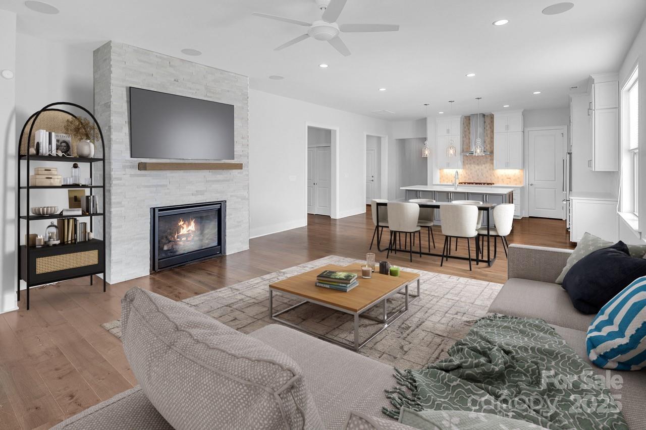 Regency at Palisades - Residential