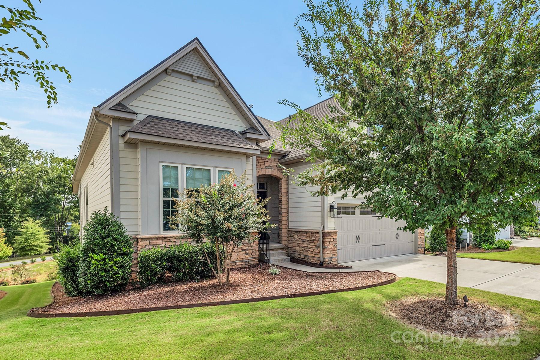 Regency at Palisades - Residential