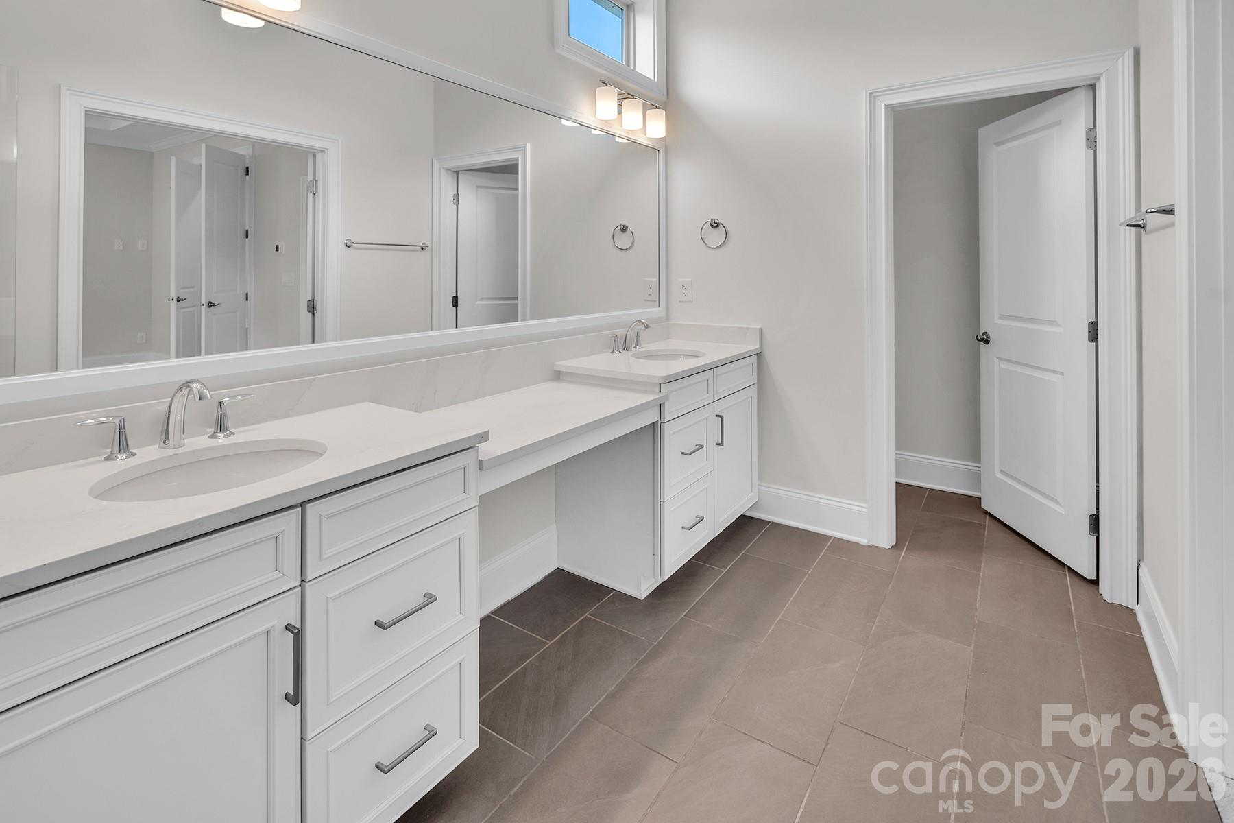 Regency at Palisades - Residential