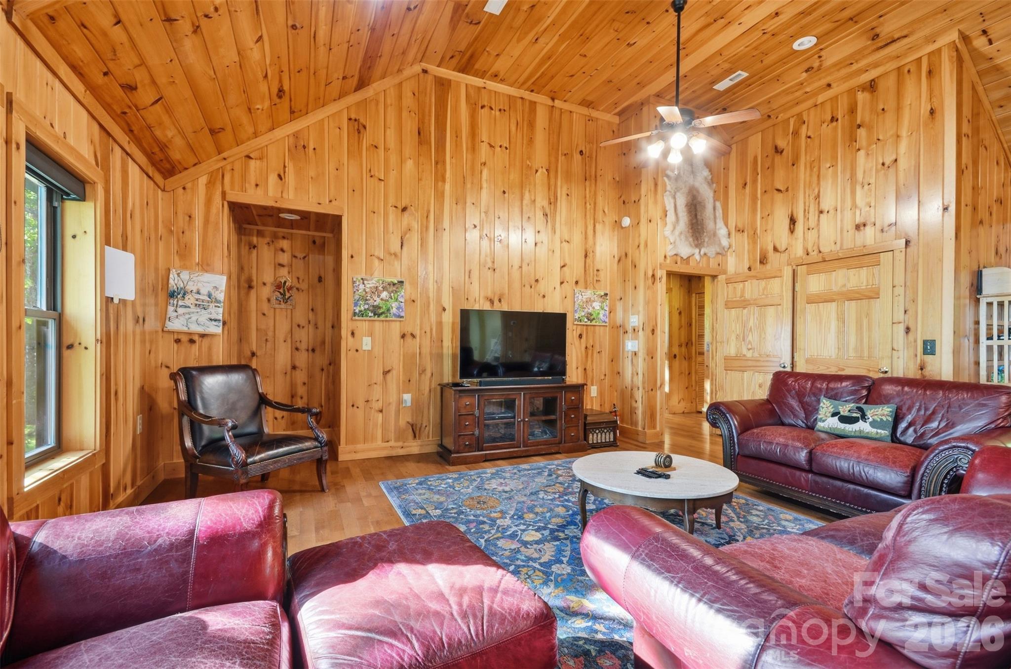 White Oak Mountain - Residential