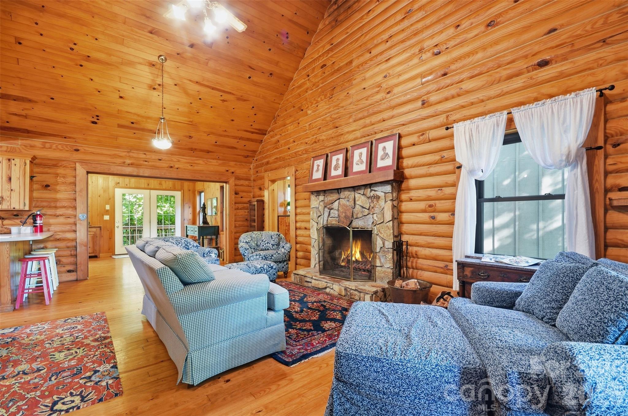 White Oak Mountain - Residential