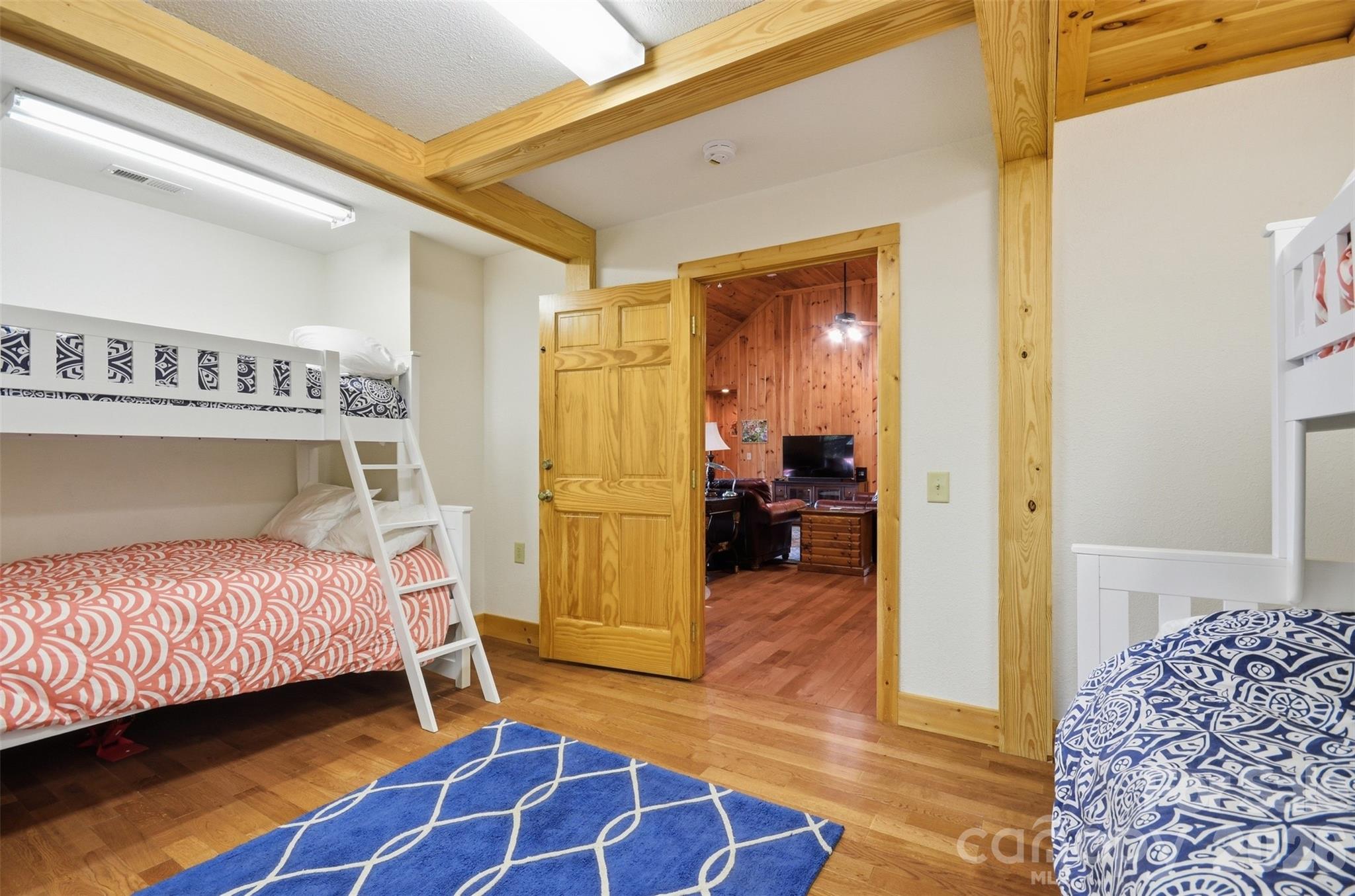 White Oak Mountain - Residential