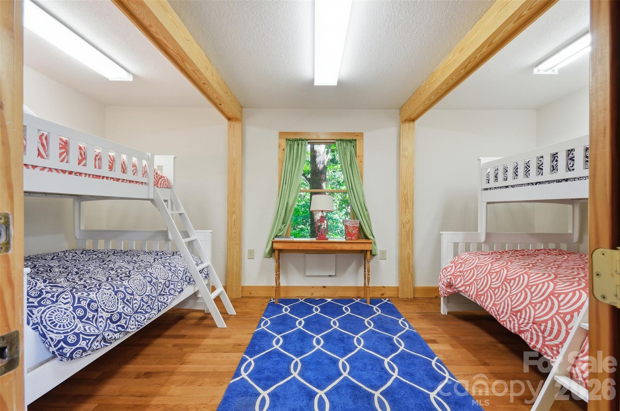 White Oak Mountain - Residential