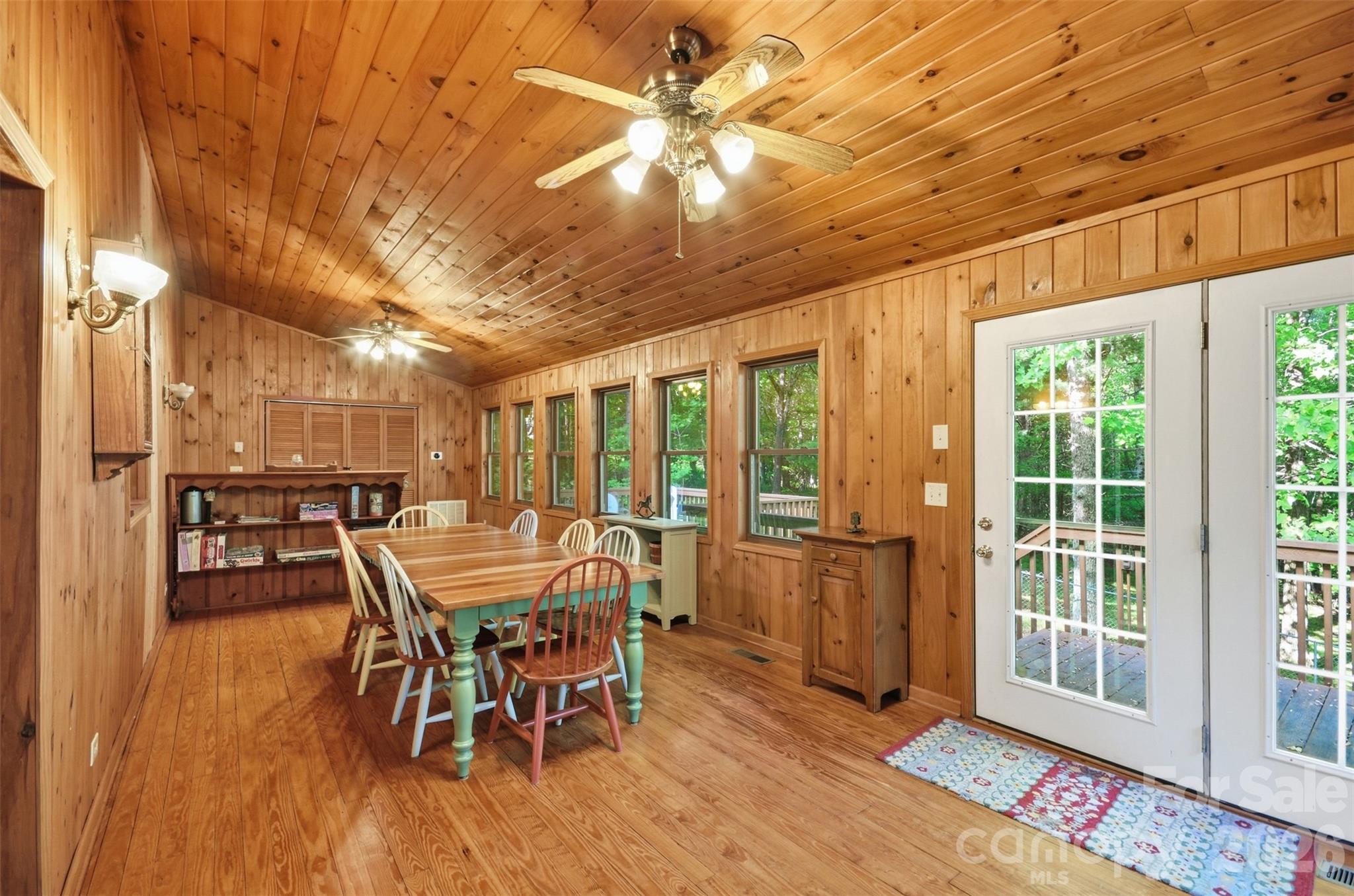 White Oak Mountain - Residential