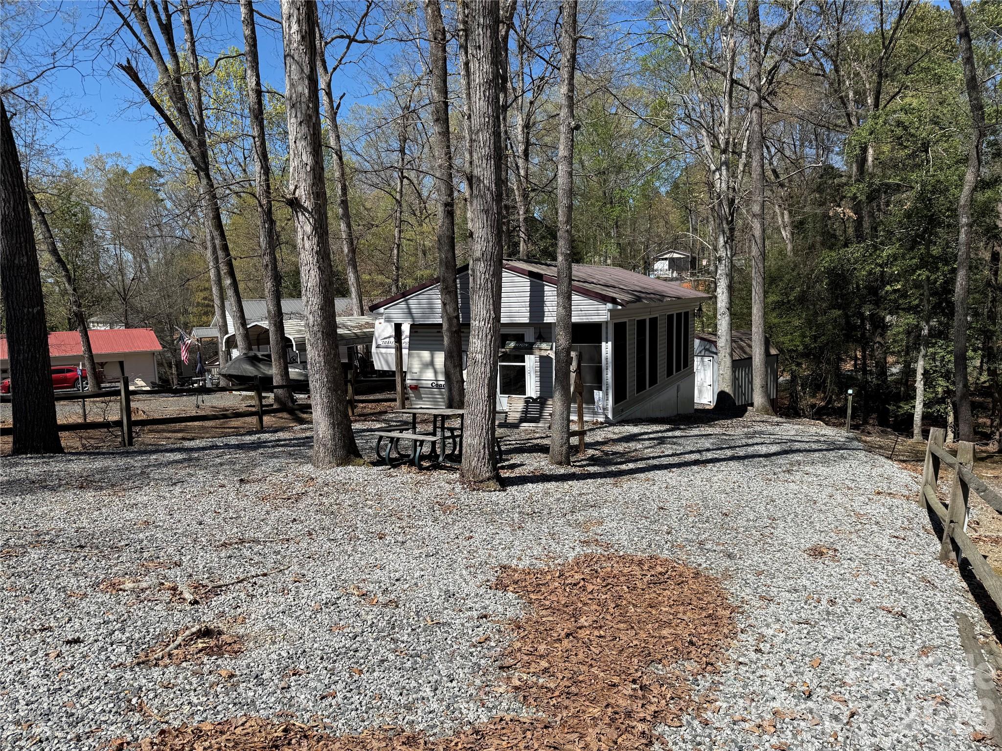 Twin Harbor - Residential