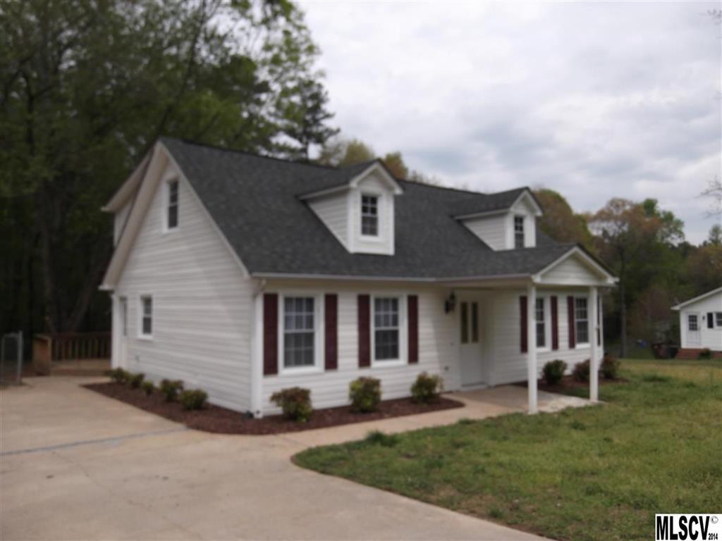 Great Cape Cod home with 1400 sq. ft in nice subdivision just outside city limits. Home has 3 bedrooms, two baths with the master on the main level, partially fenced yard, 20X12 deck outback for entertaining, 12X8 wired storage building, new carpet down stairs, freshly painted. Close to shopping and easy access to Charlotte and surrounding counties. $105000