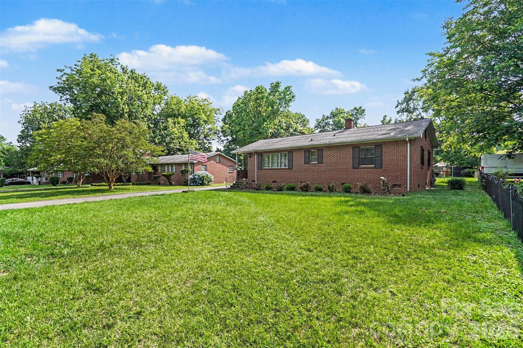 Briarwood - Residential