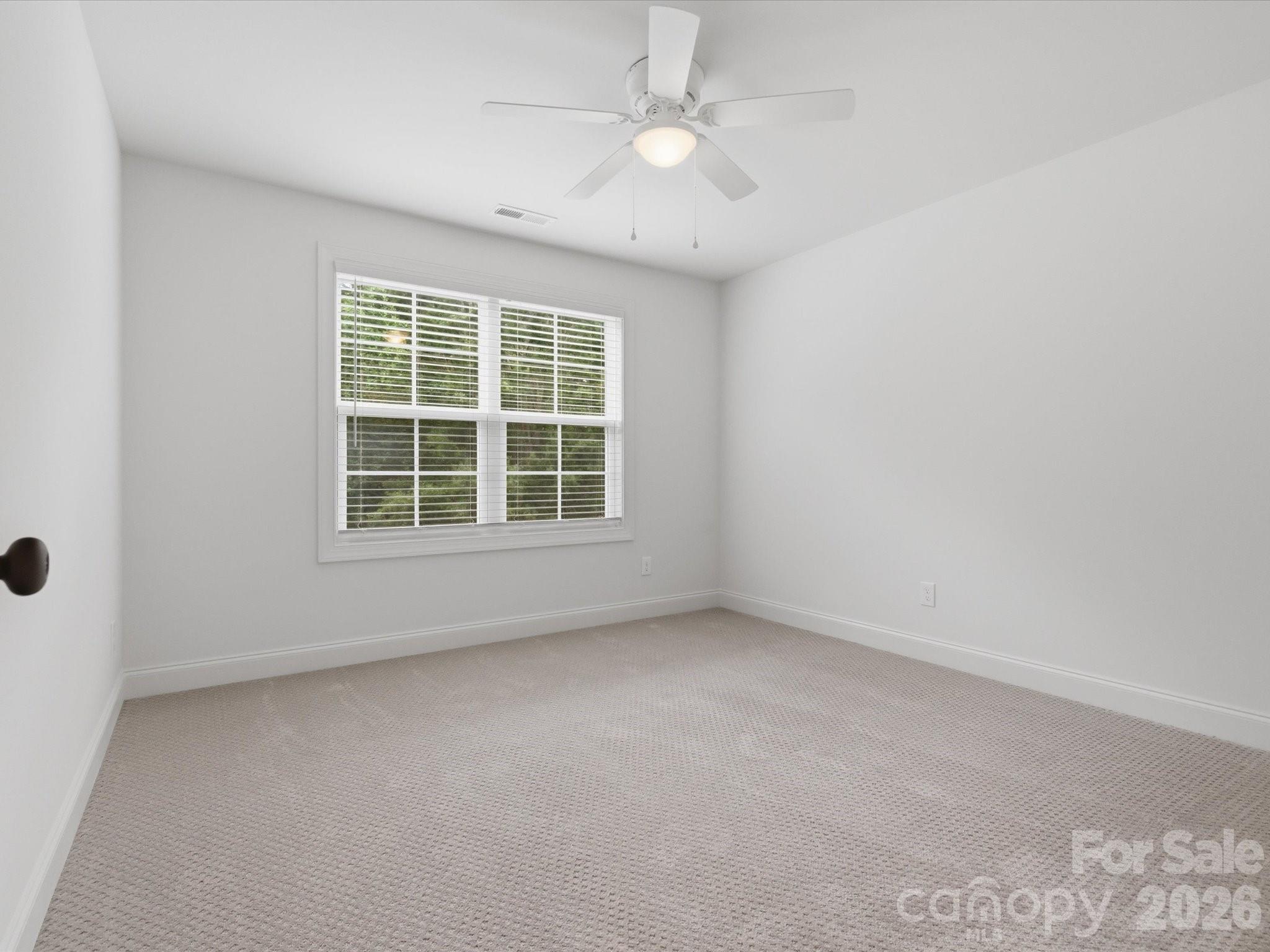 The Oaks On Providence - Residential
