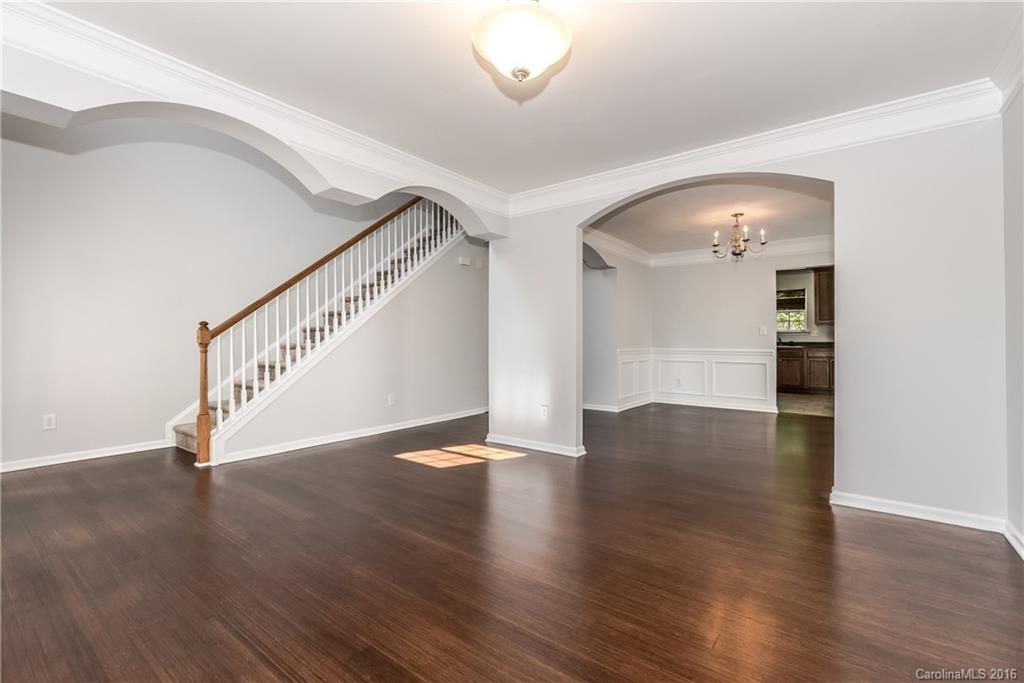 Sandy Pointe - Residential