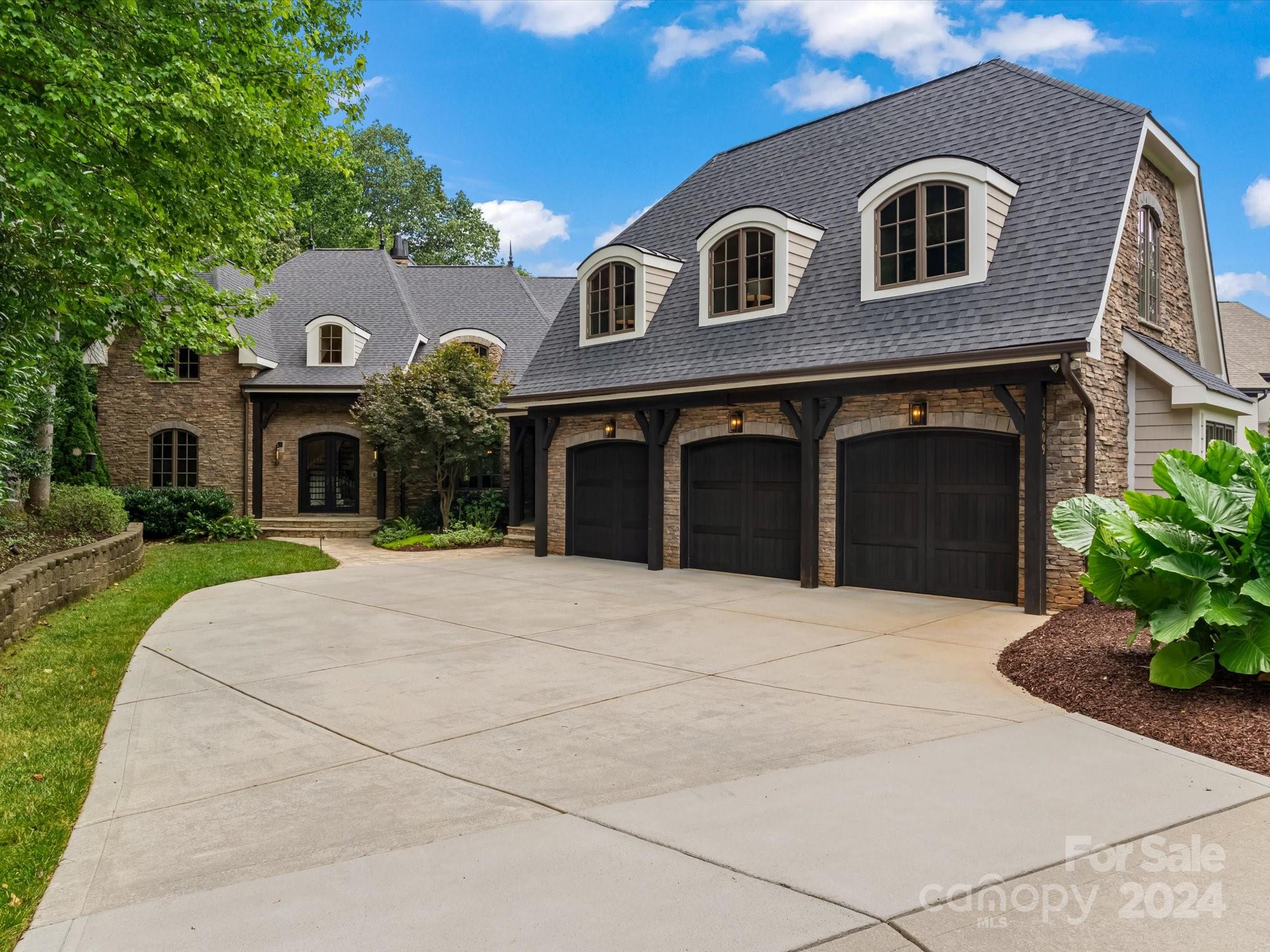 Twin Coves - Residential