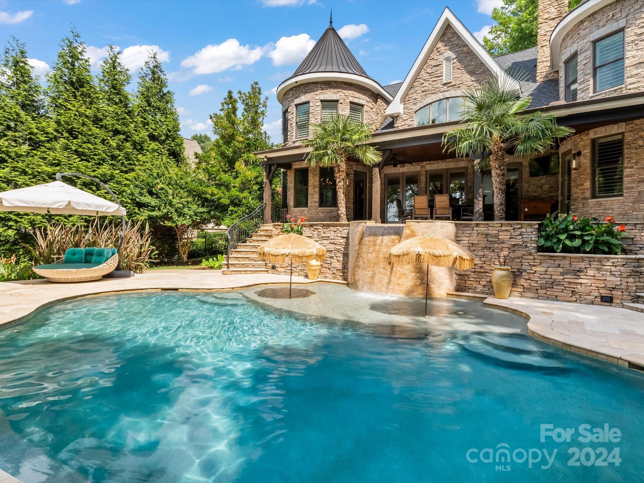 Twin Coves - Residential