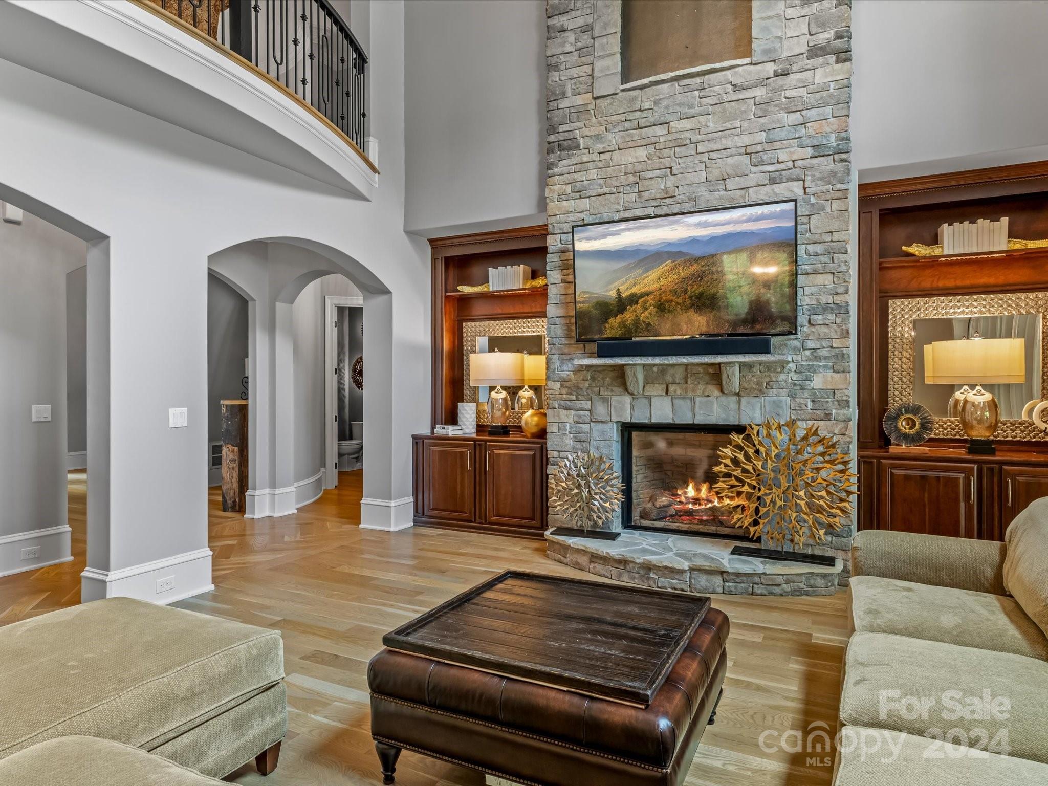 Twin Coves - Residential