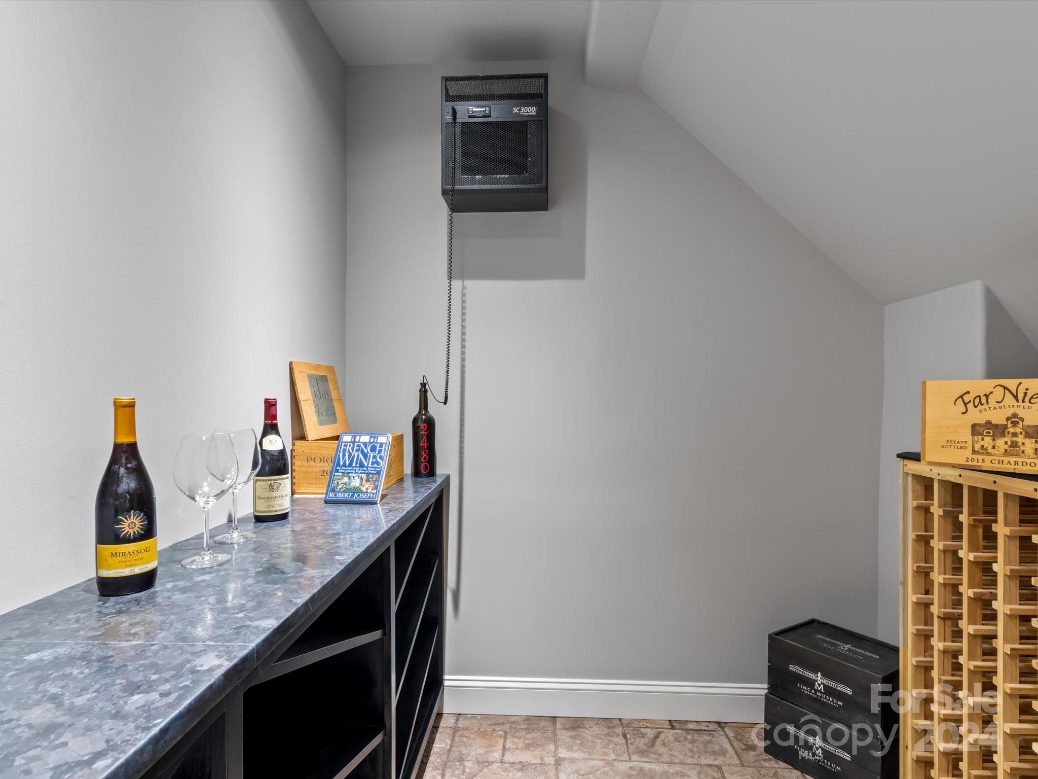 Twin Coves - Residential