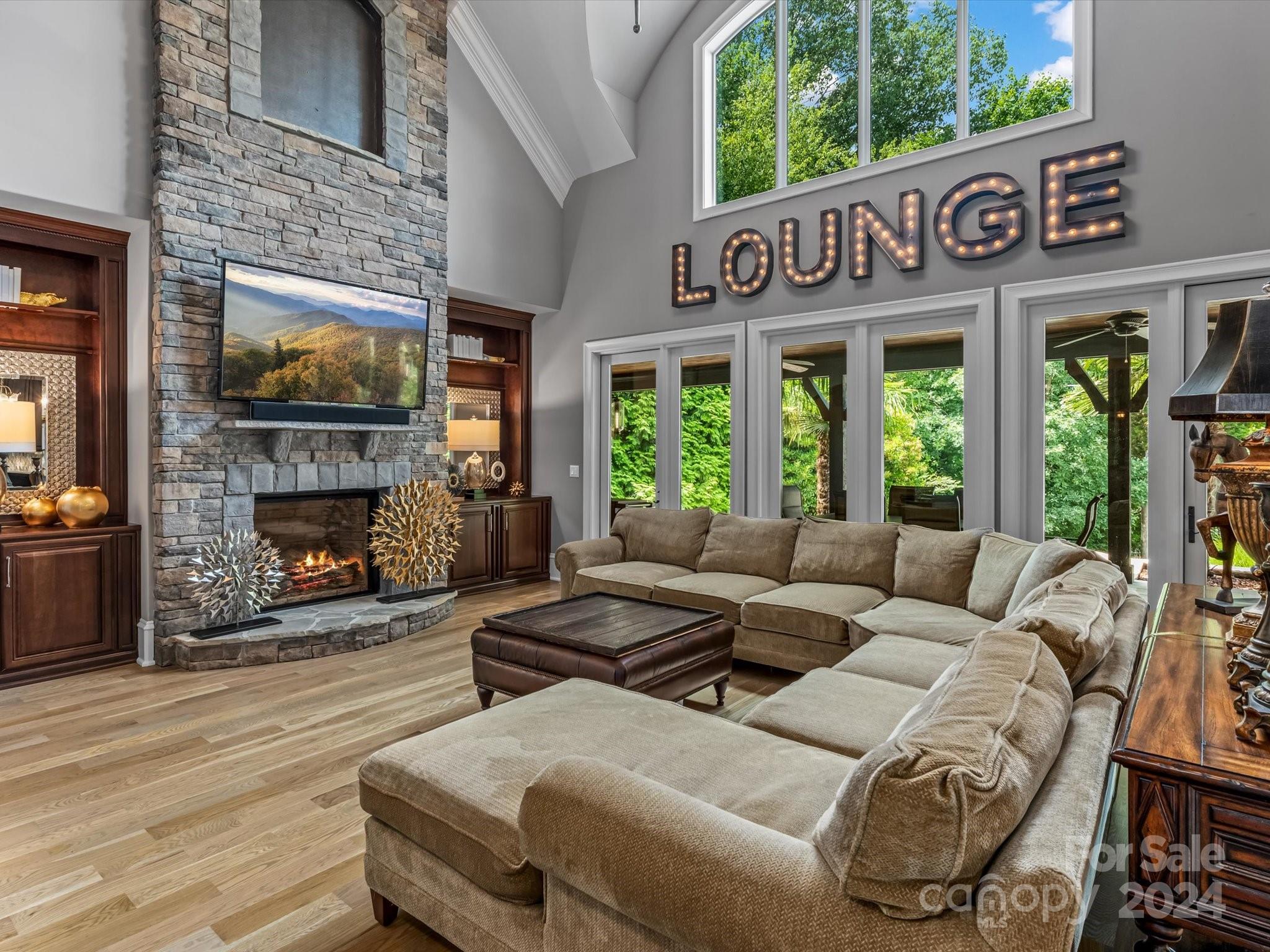 Twin Coves - Residential