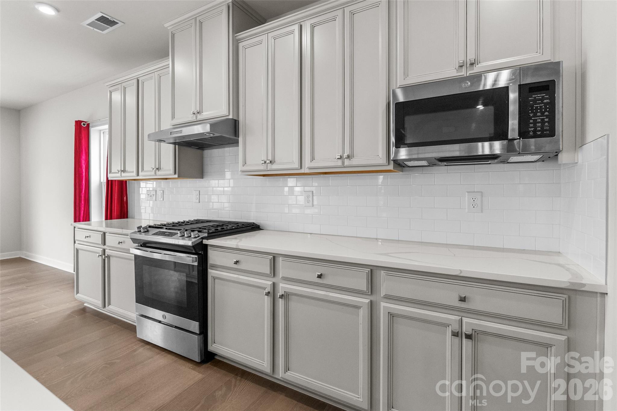 Springshire Creek - Residential