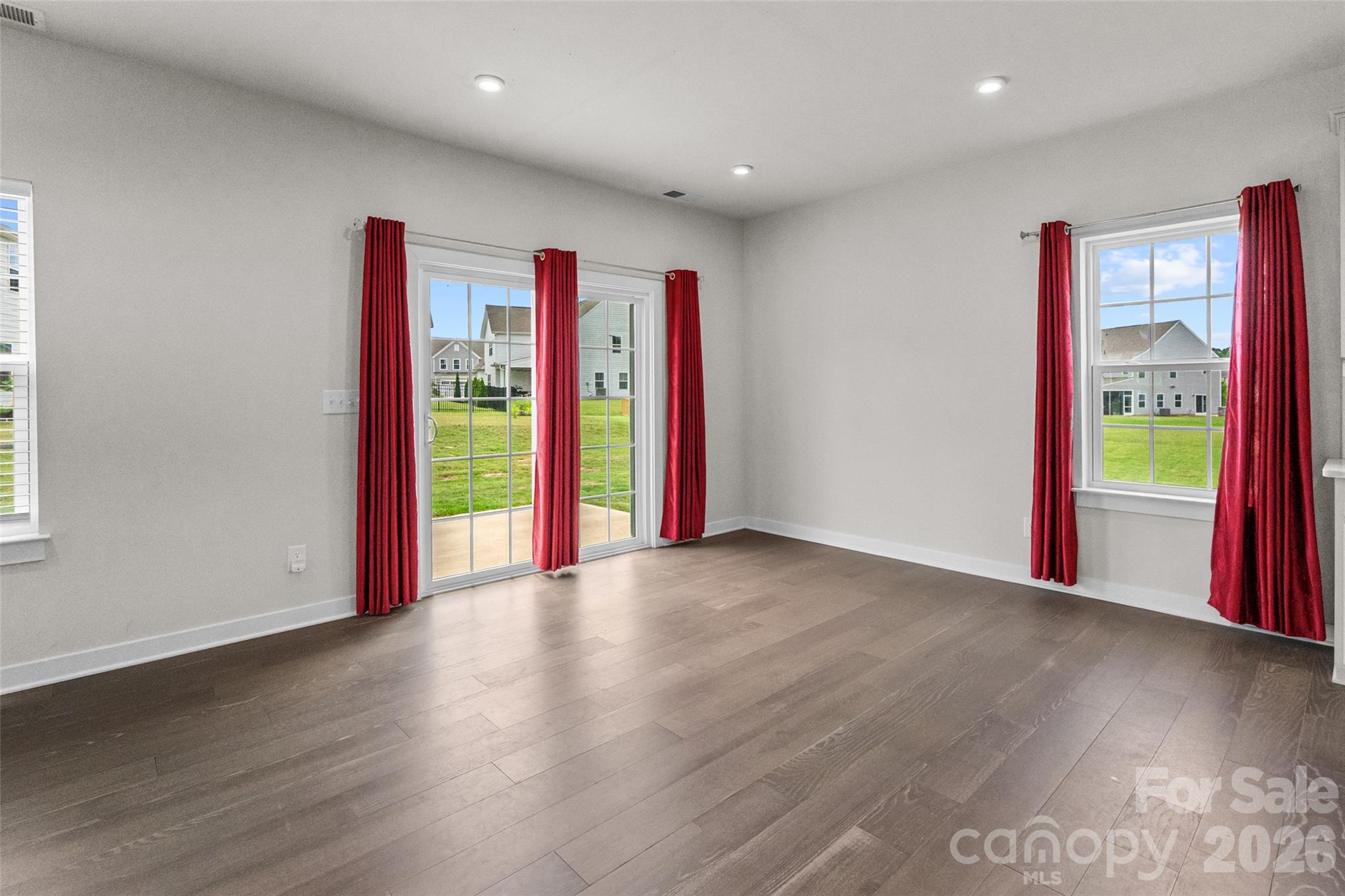 Springshire Creek - Residential