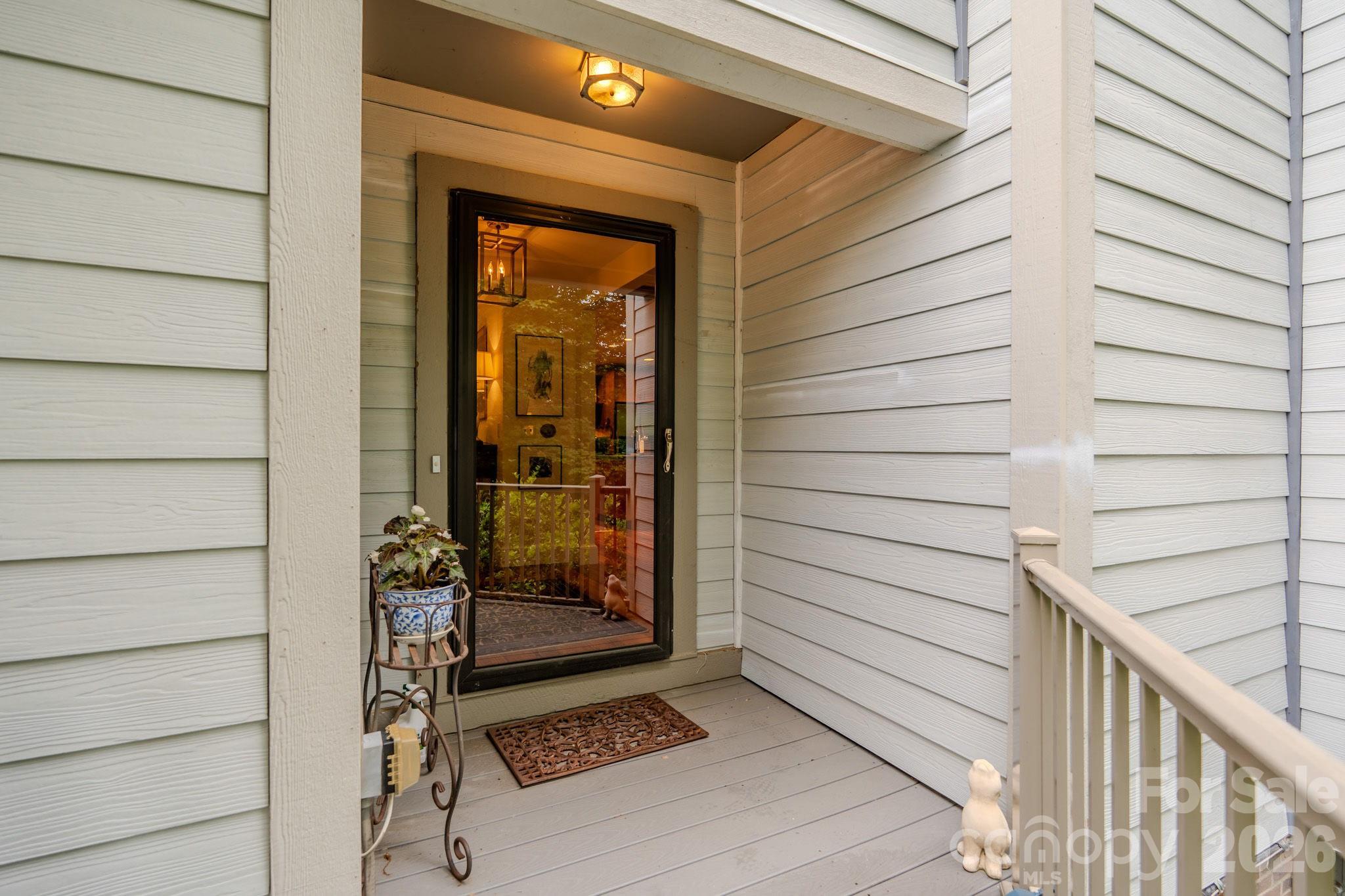 OAK HALL - Residential