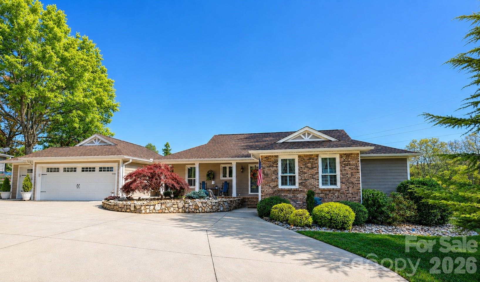 Glenn Oaks - Residential