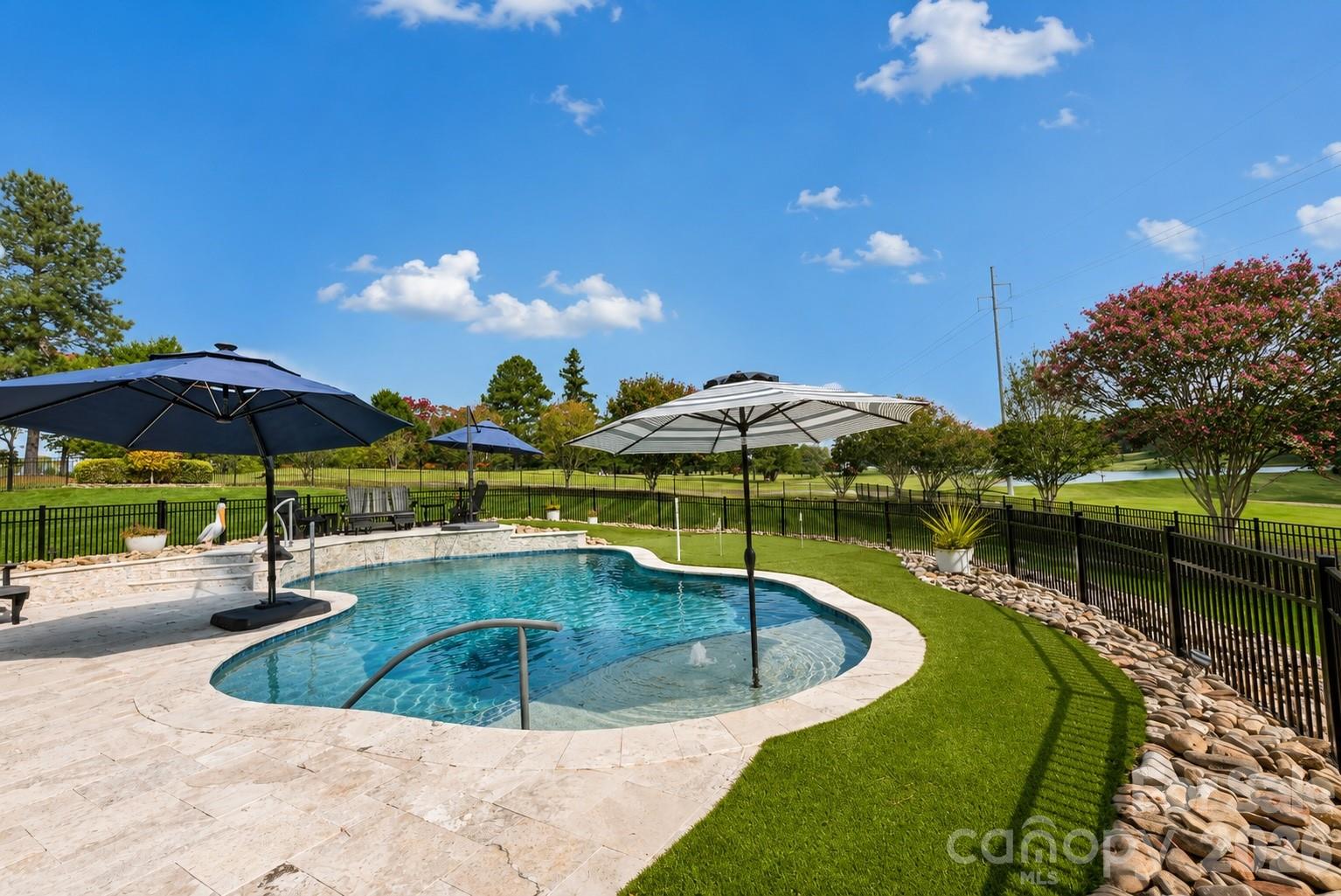 Glenn Oaks - Residential