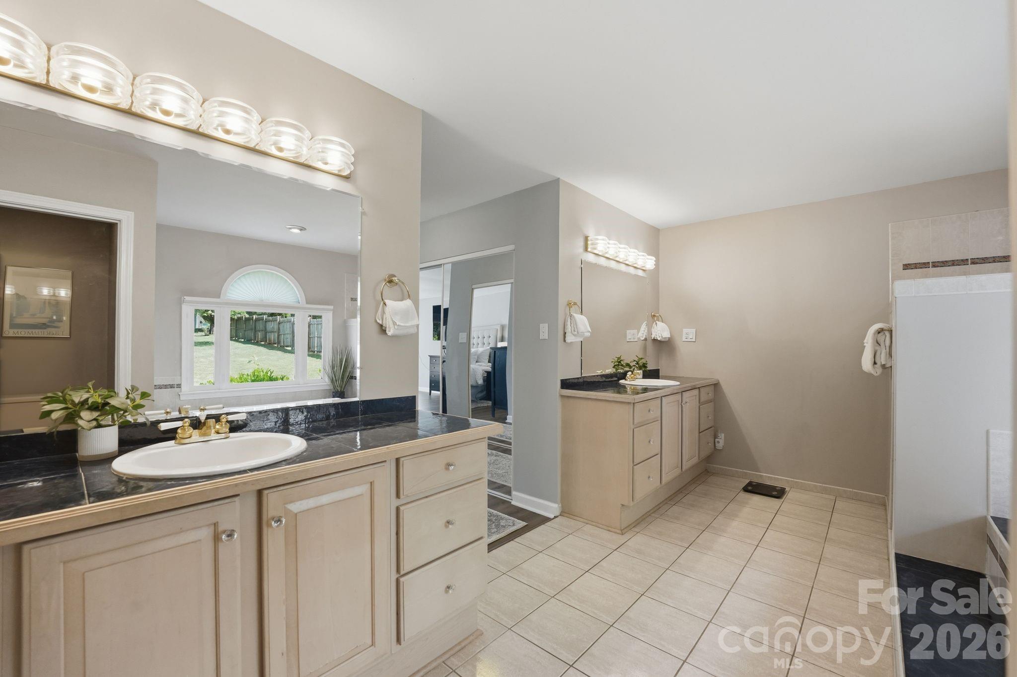 Waters Edge - Residential