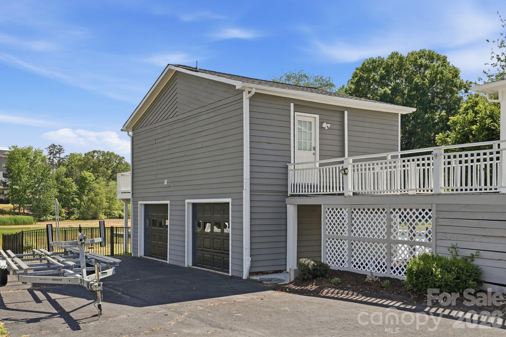 Waters Edge - Residential