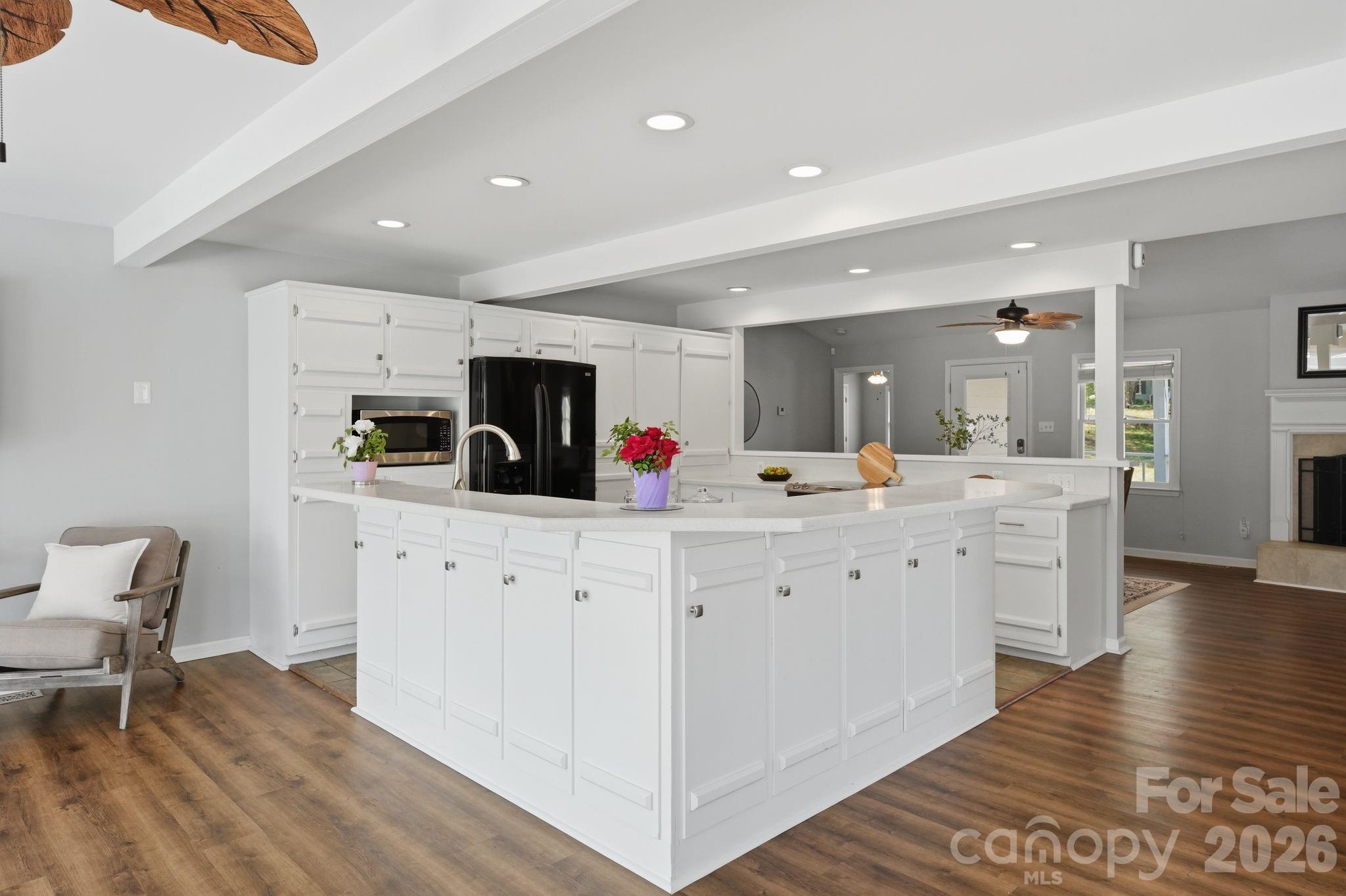 Waters Edge - Residential