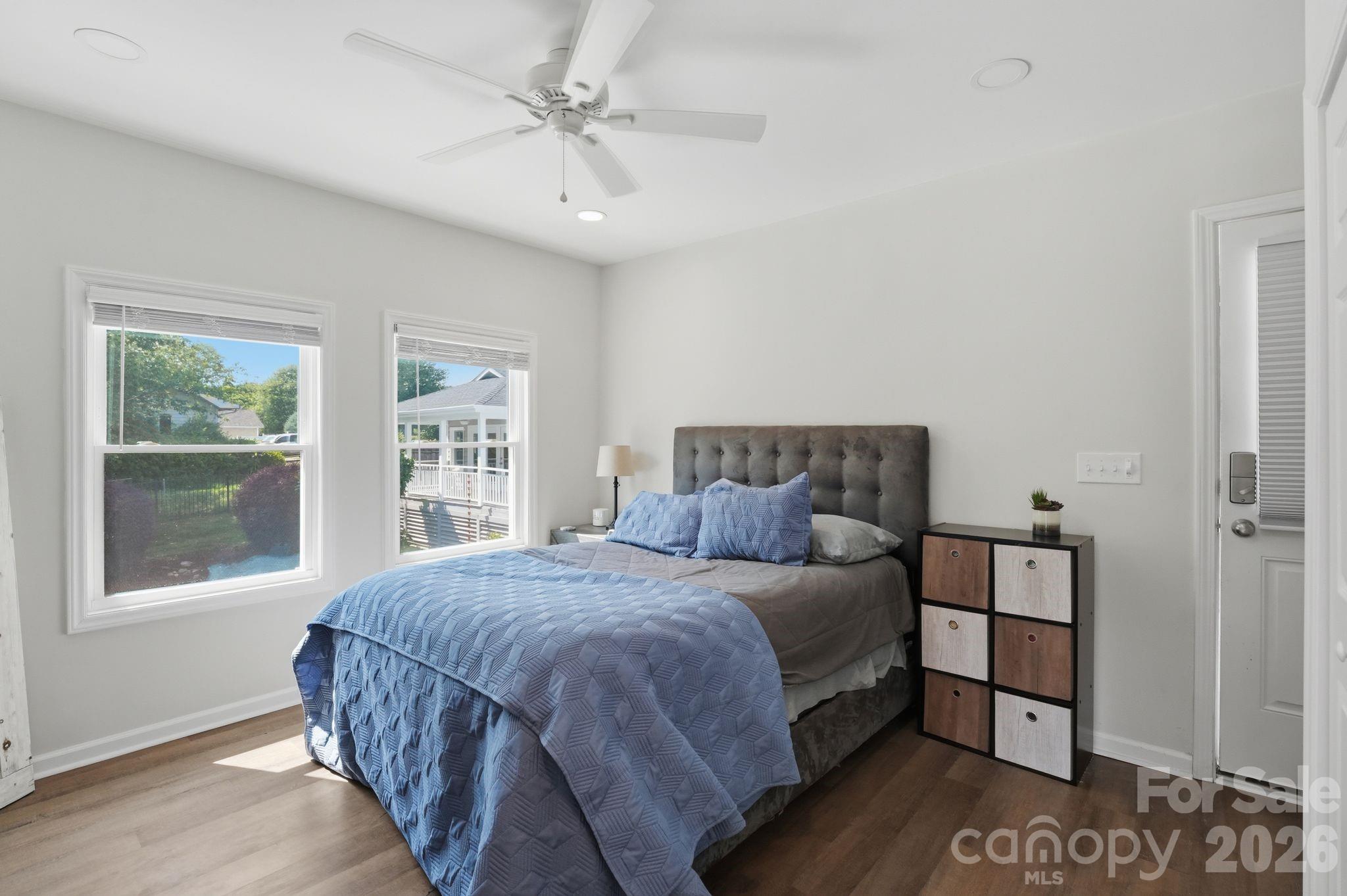 Waters Edge - Residential