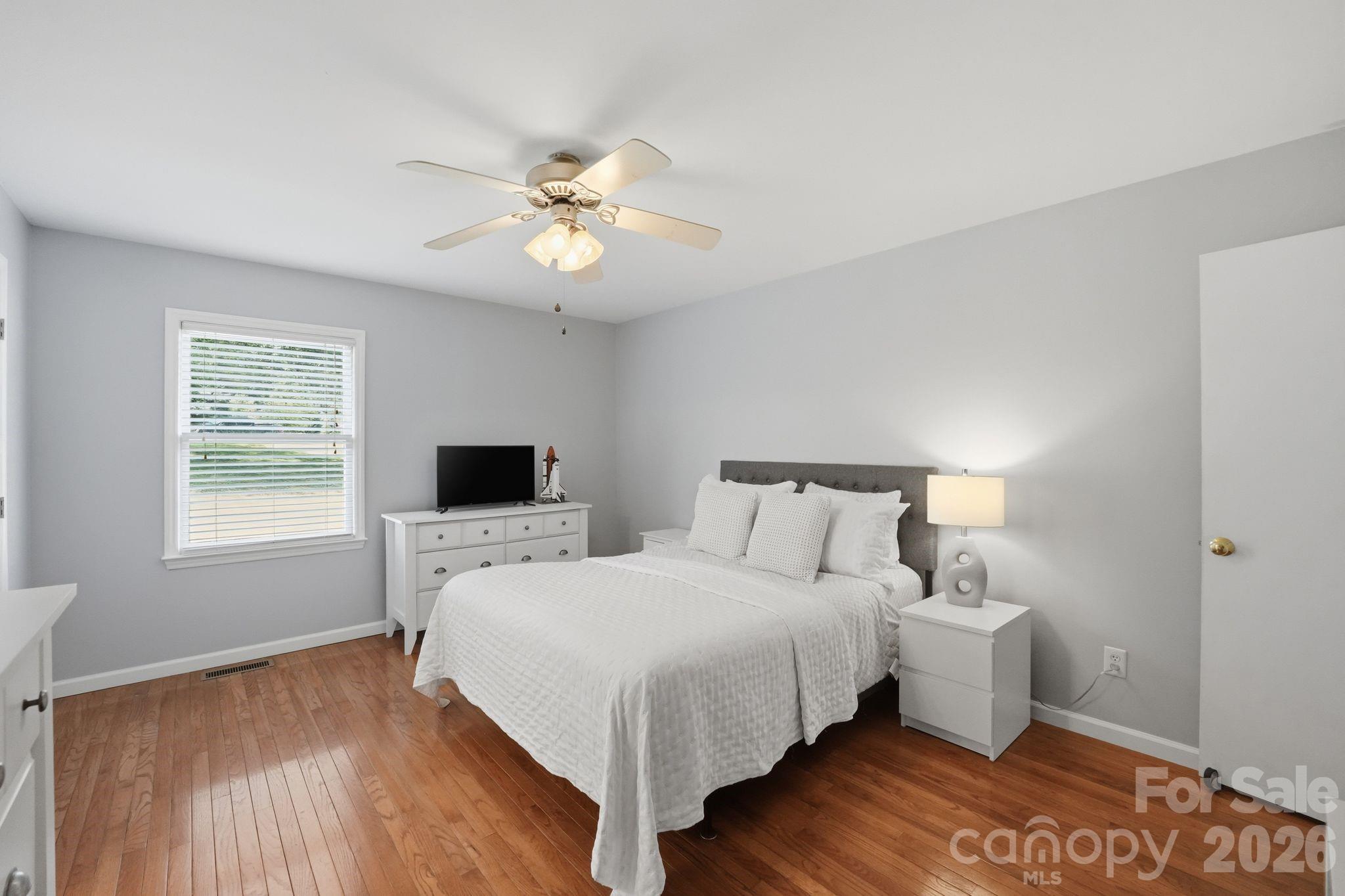 Waters Edge - Residential