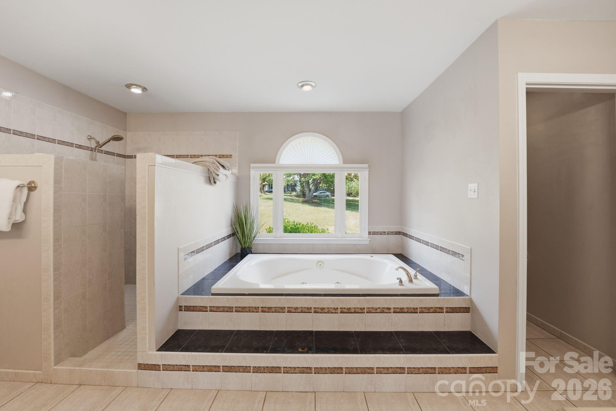 Waters Edge - Residential