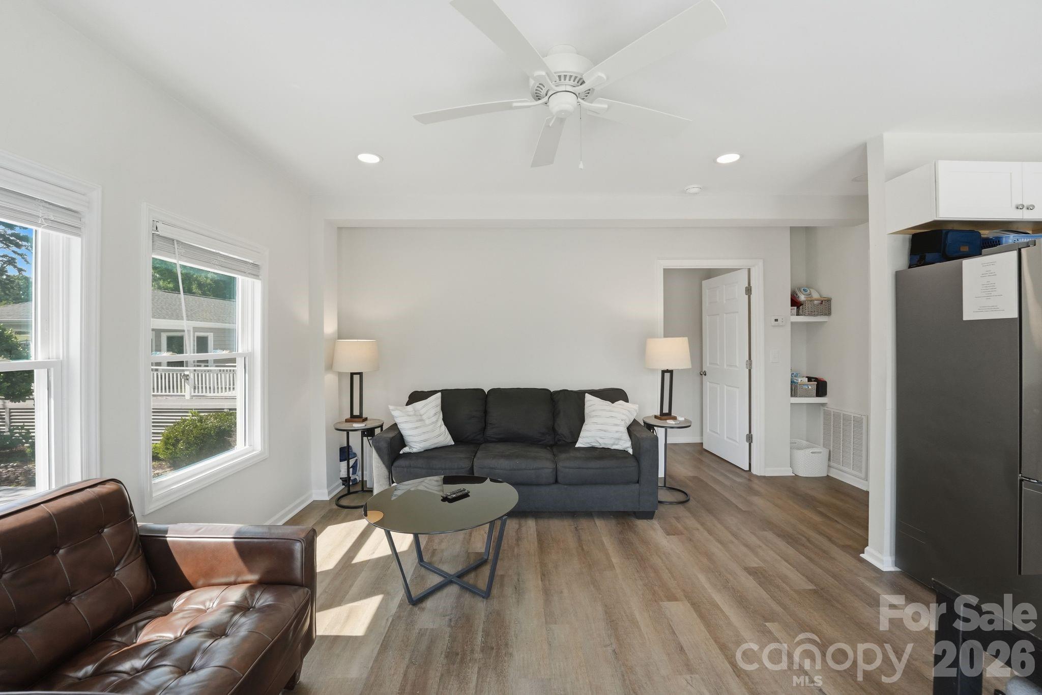 Waters Edge - Residential