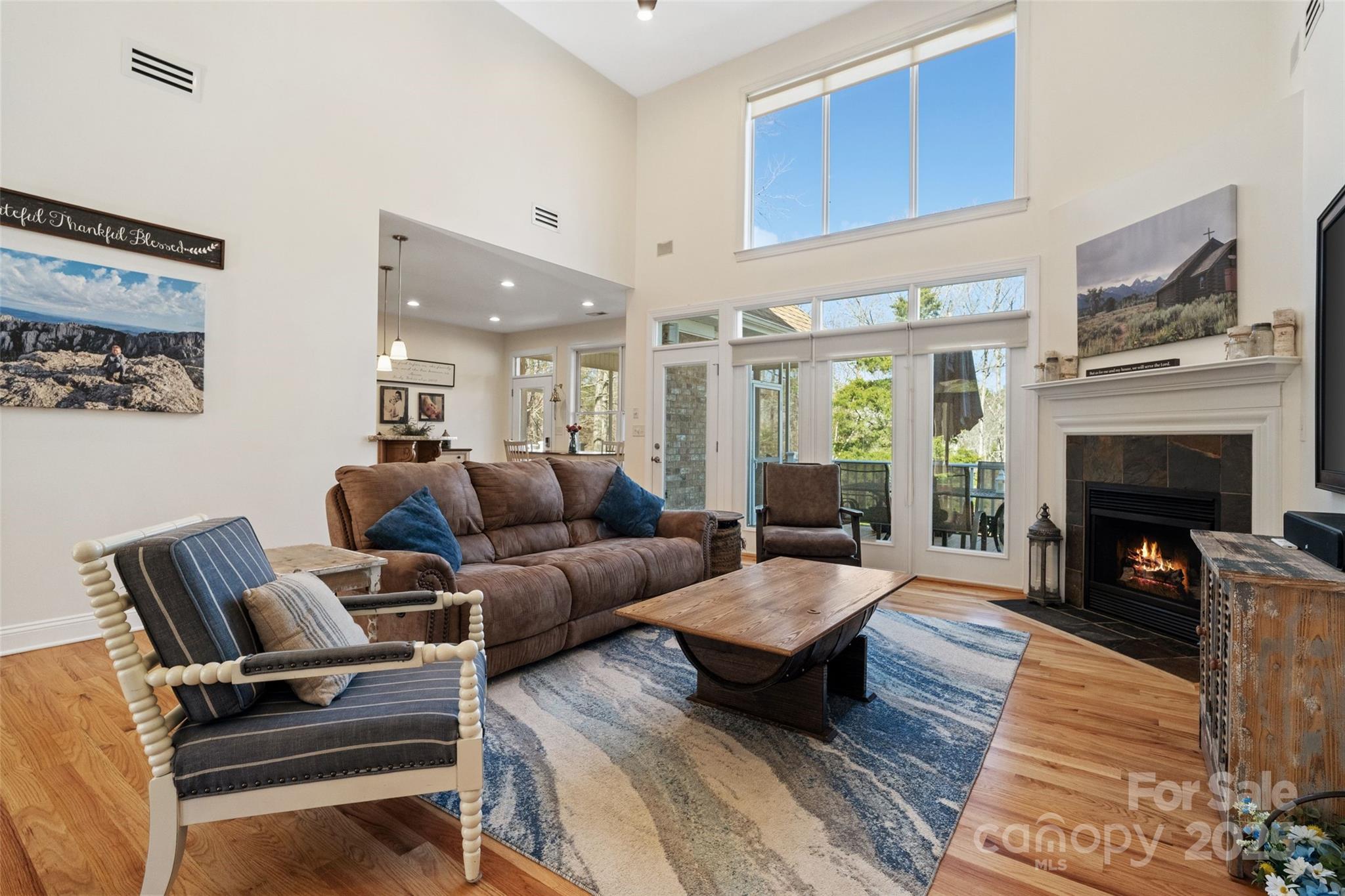 Mariners Bluff - Residential