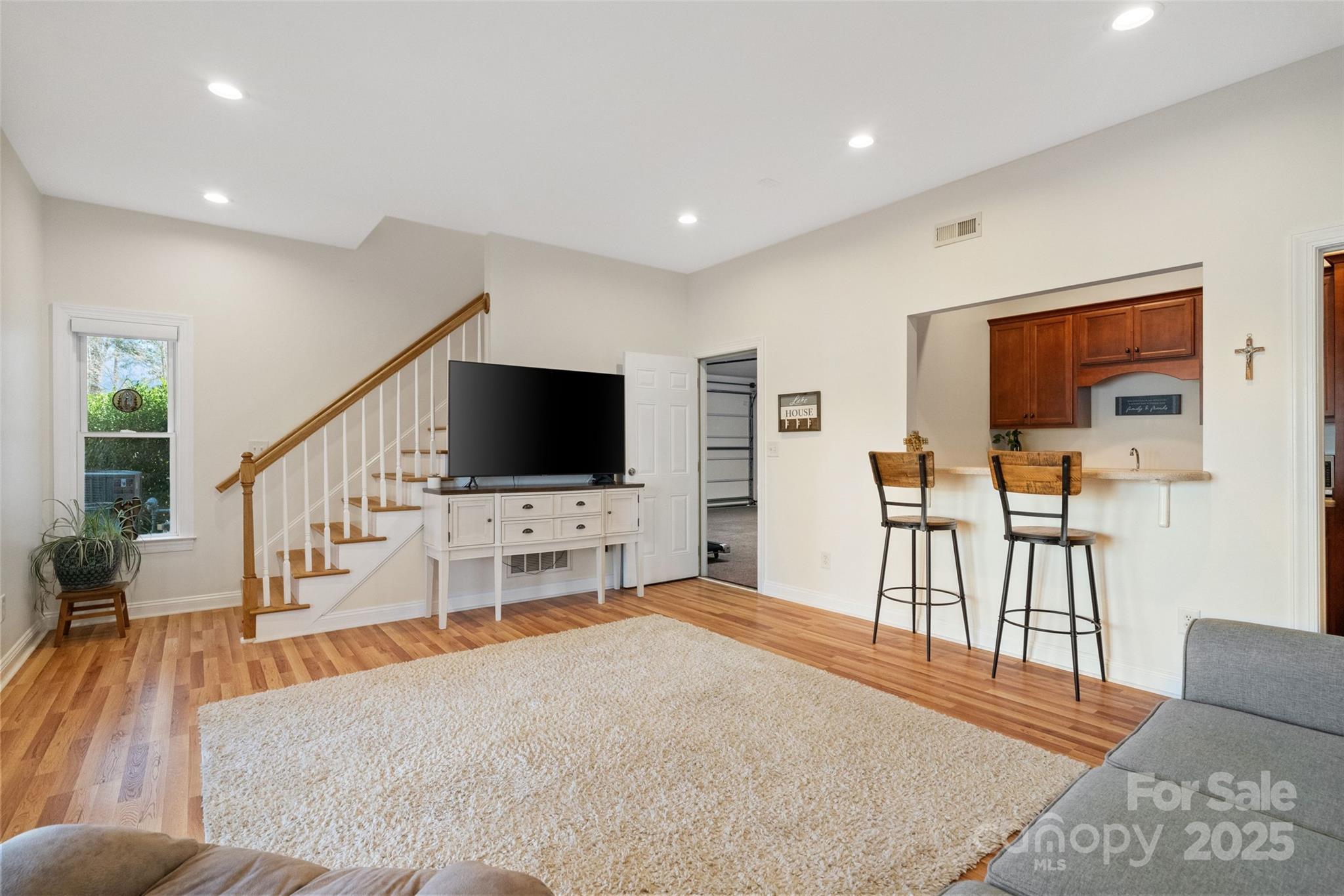 Mariners Bluff - Residential