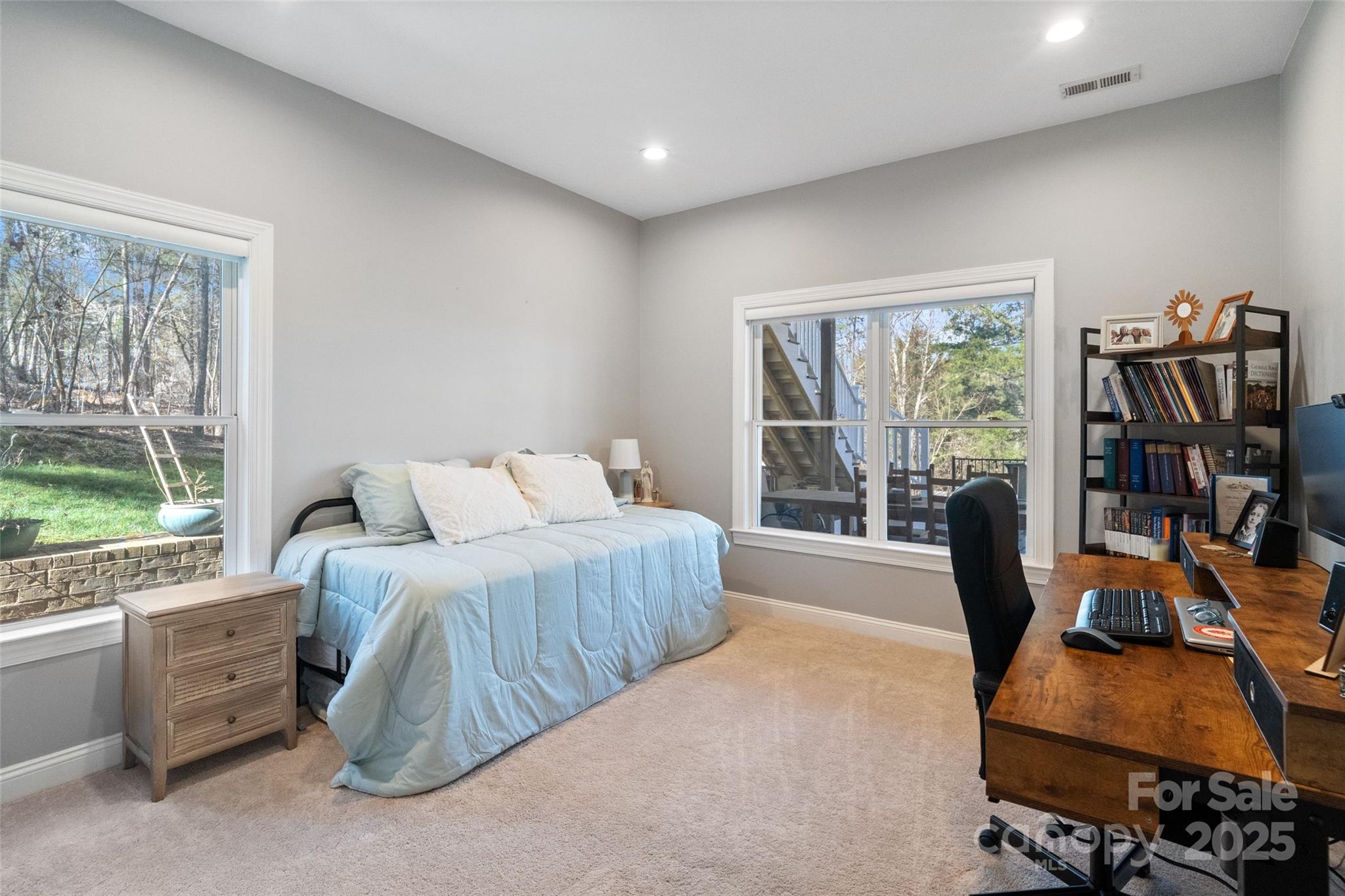 Mariners Bluff - Residential